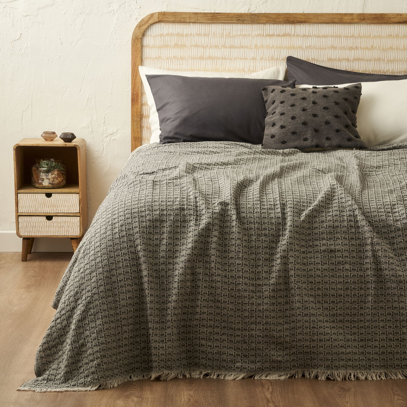 Alisia Jacquard Coverlet