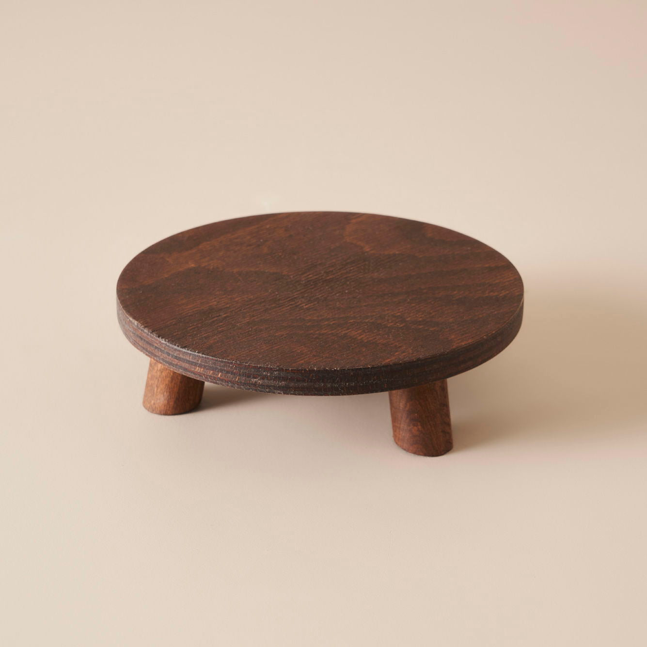 Aris Round Wooden Cake Stand