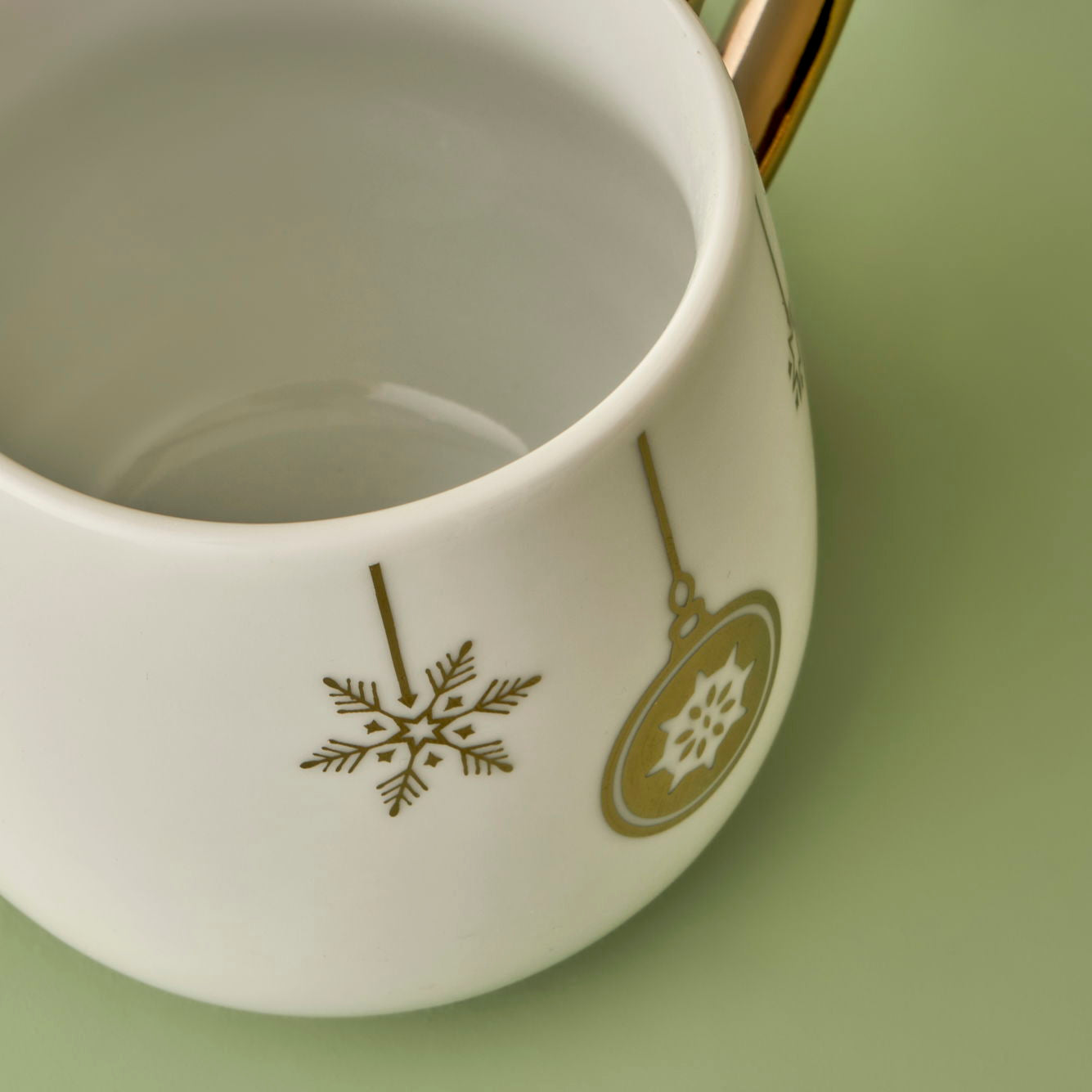 Frost Gold Porcelain Mug