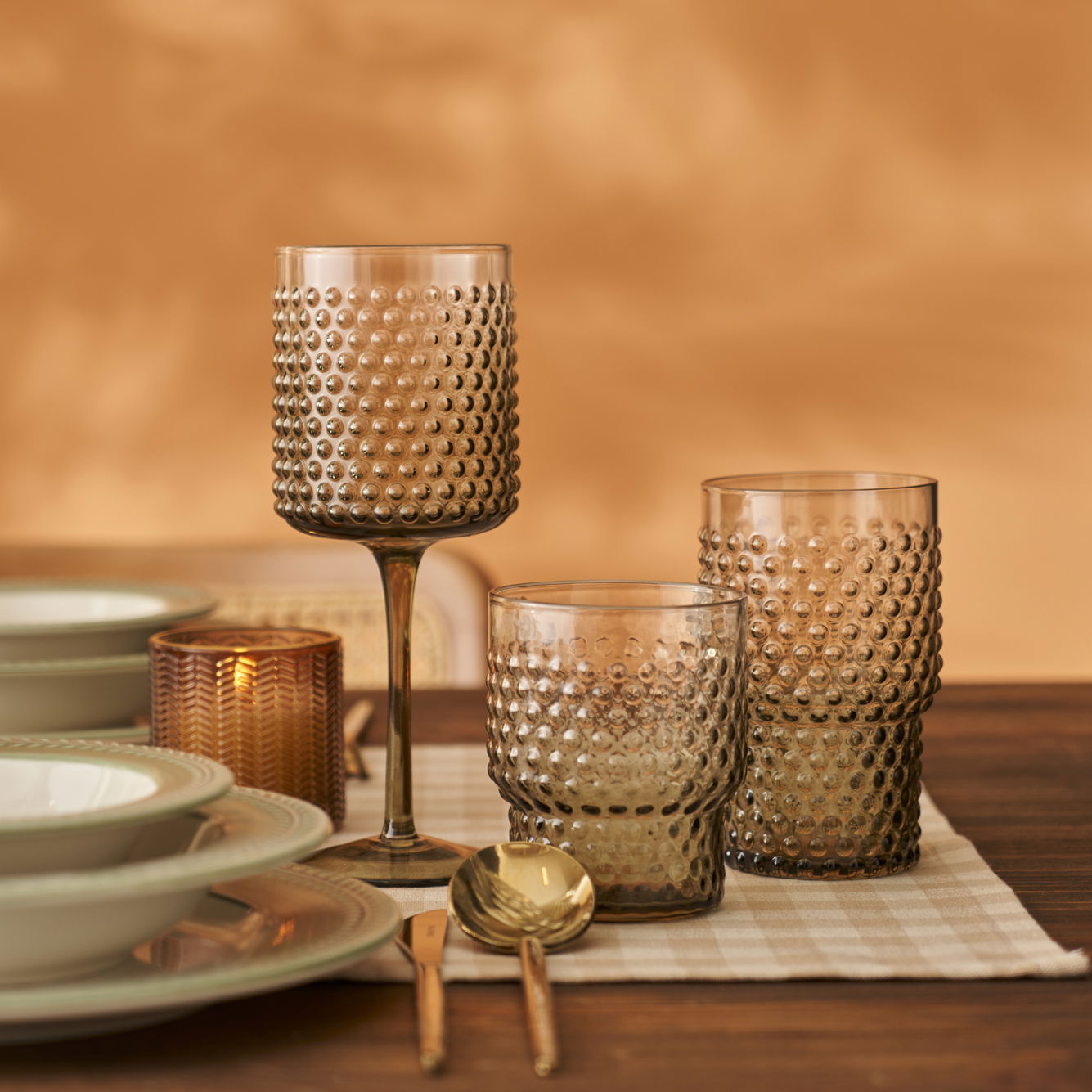 Bubble Hobnail Wine Glass (Set of 6)