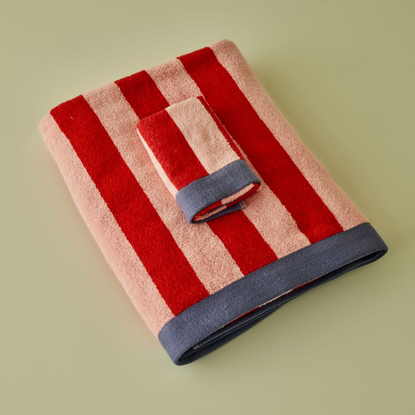 Line Cotton Bath Towel