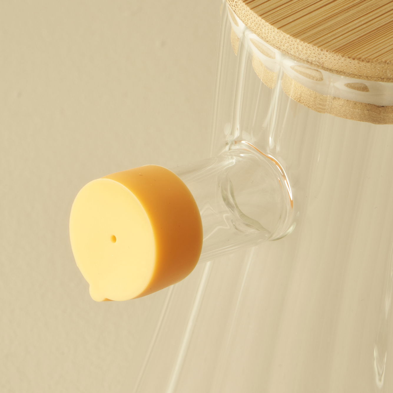 Alice Oil Cruet with Bamboo Lid