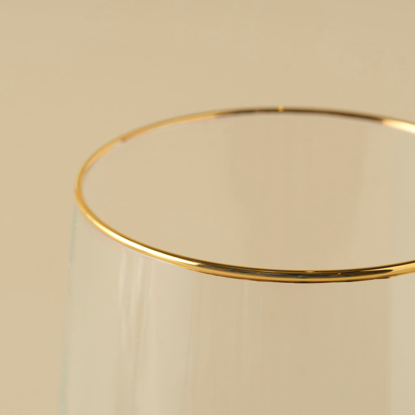 Premium Wine Glass with Silver/Gold Rim