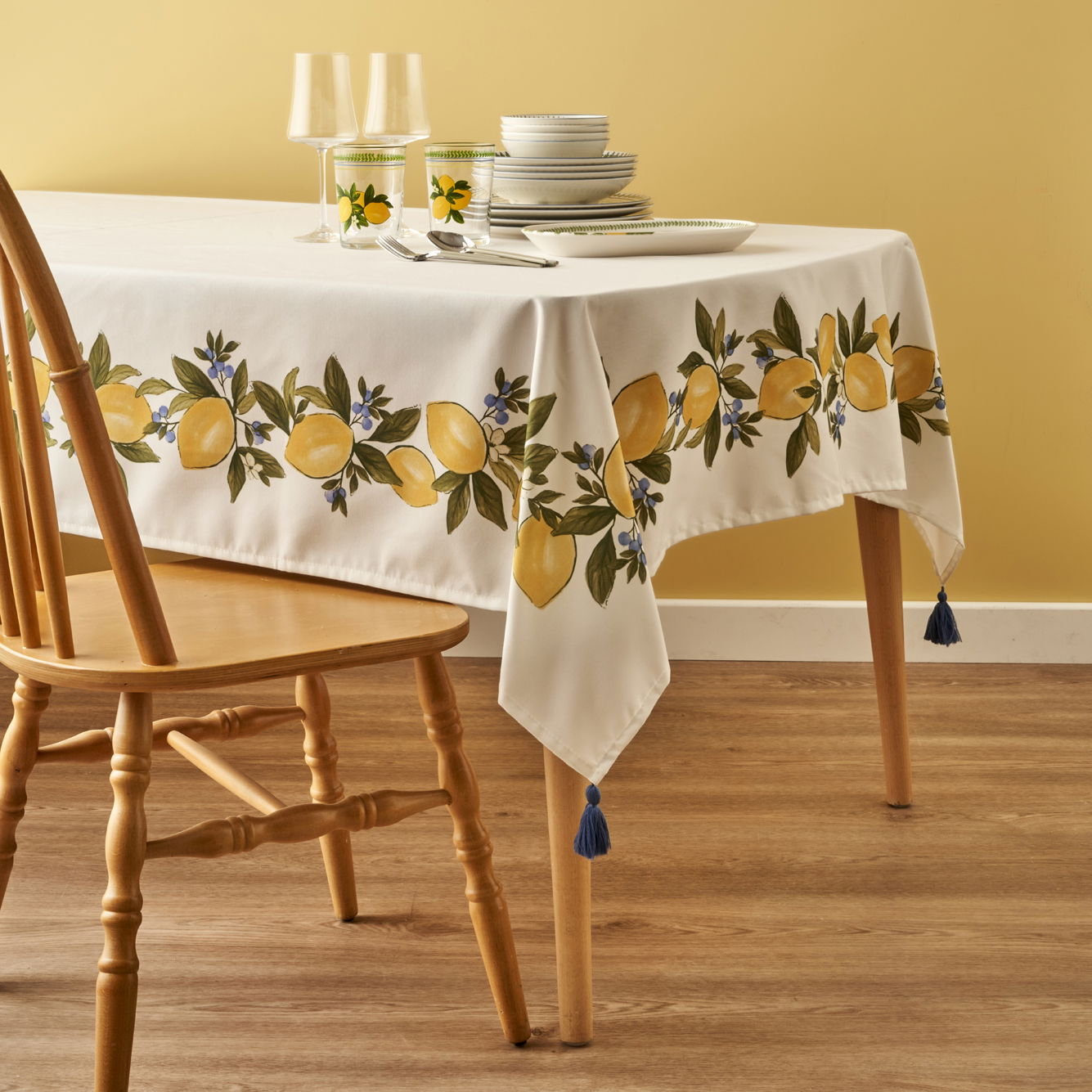Lemoncello Printed Tablecloth