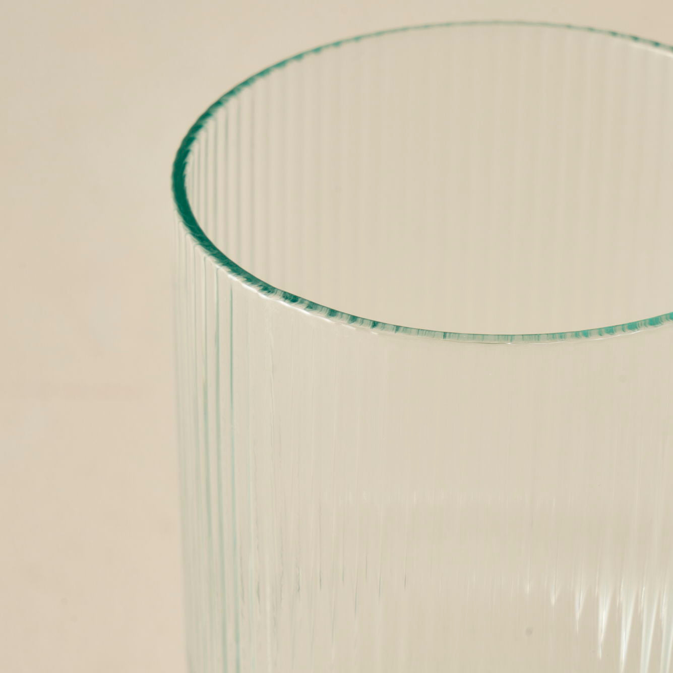 Stripe Ribbed Wine Glass