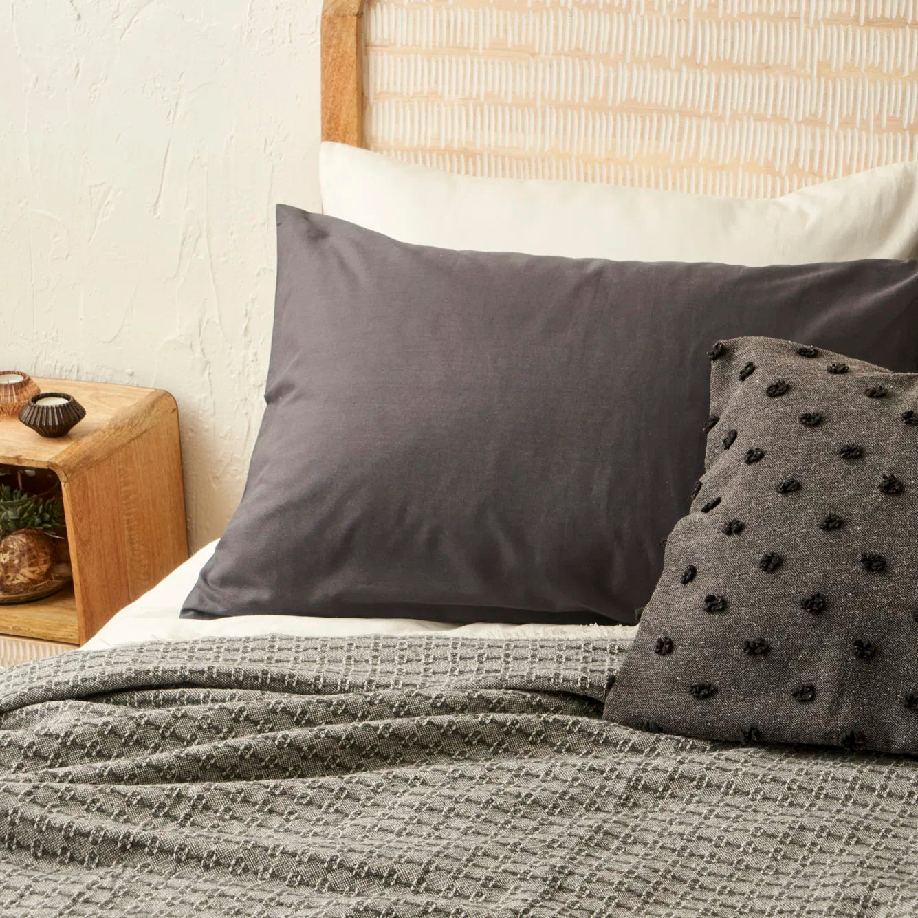 Alisia Jacquard Coverlet