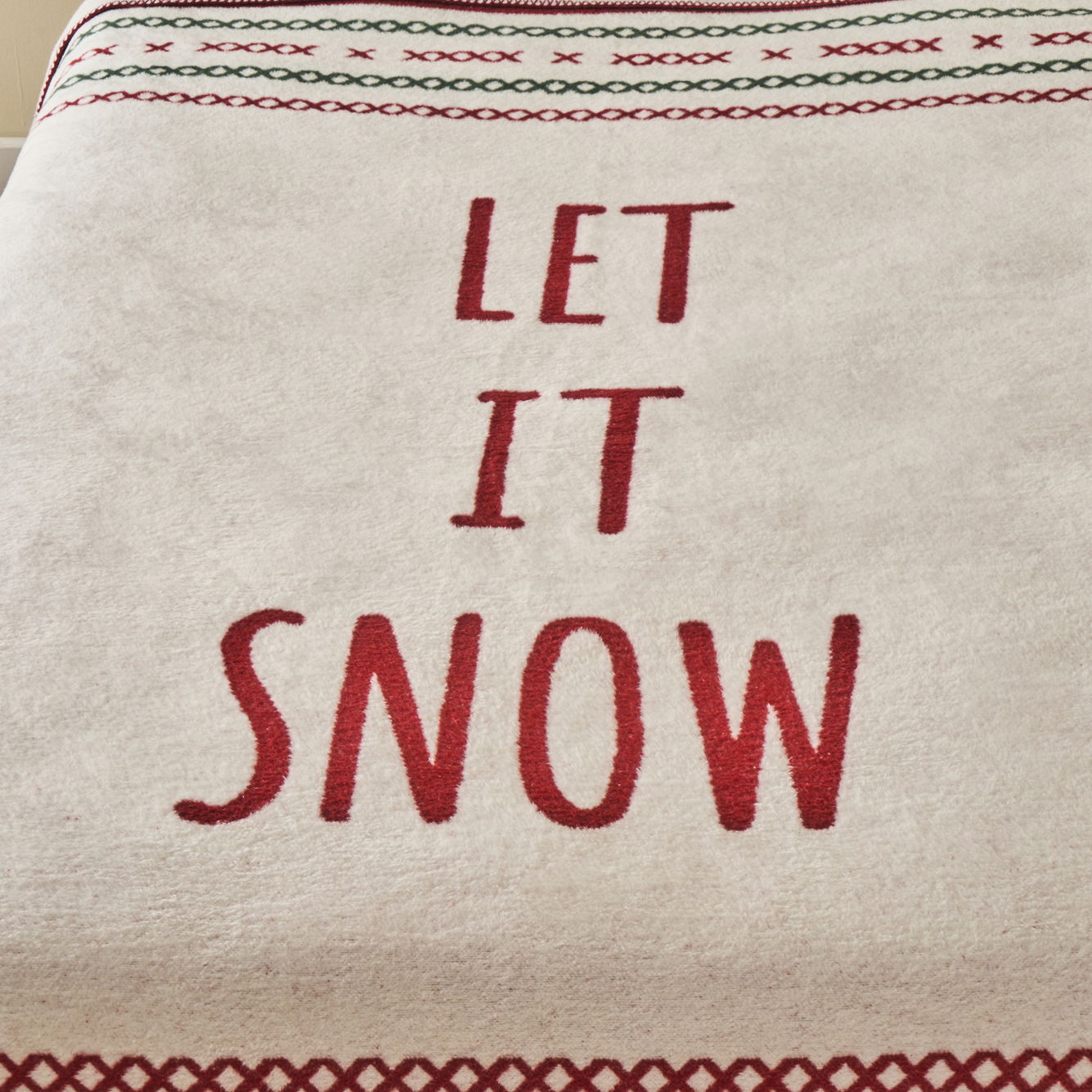 Jolly 'Let It Snow' Large Fleece Blanket