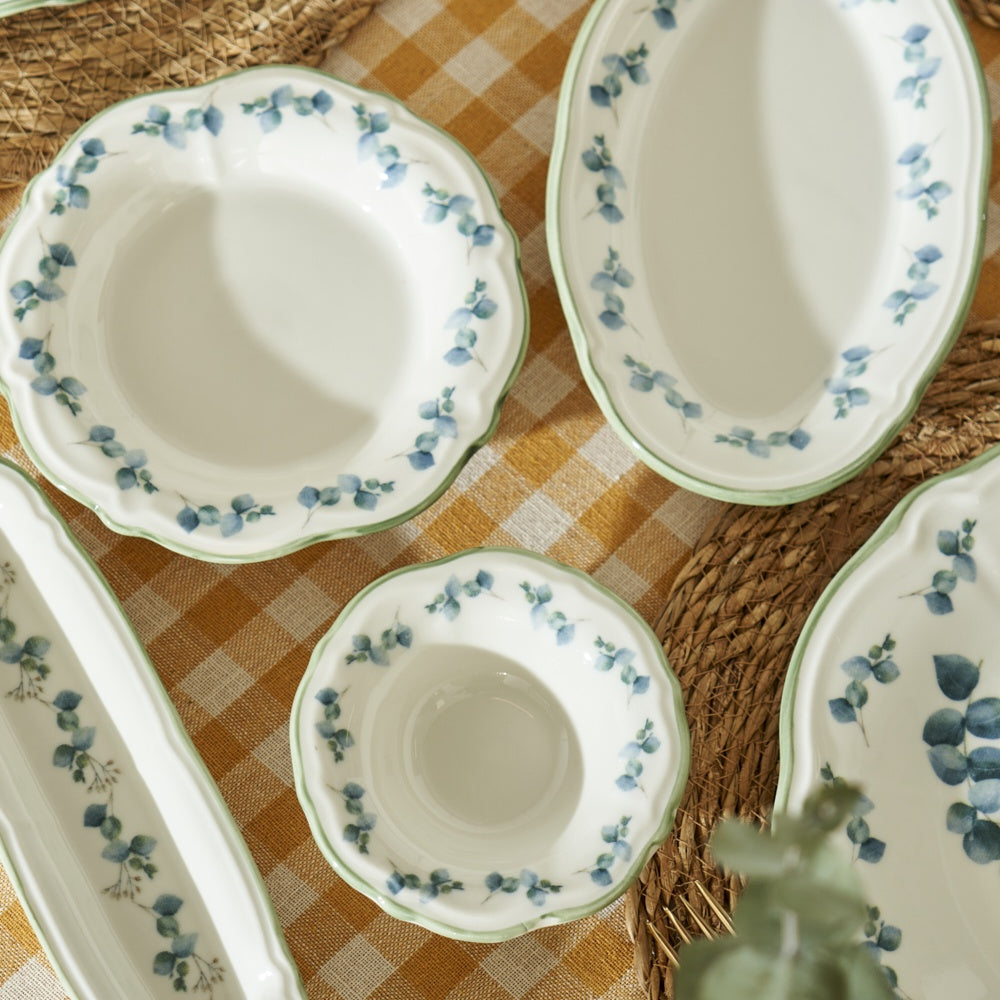 Eucalyptus 26-Piece Breakfast Set plate detail