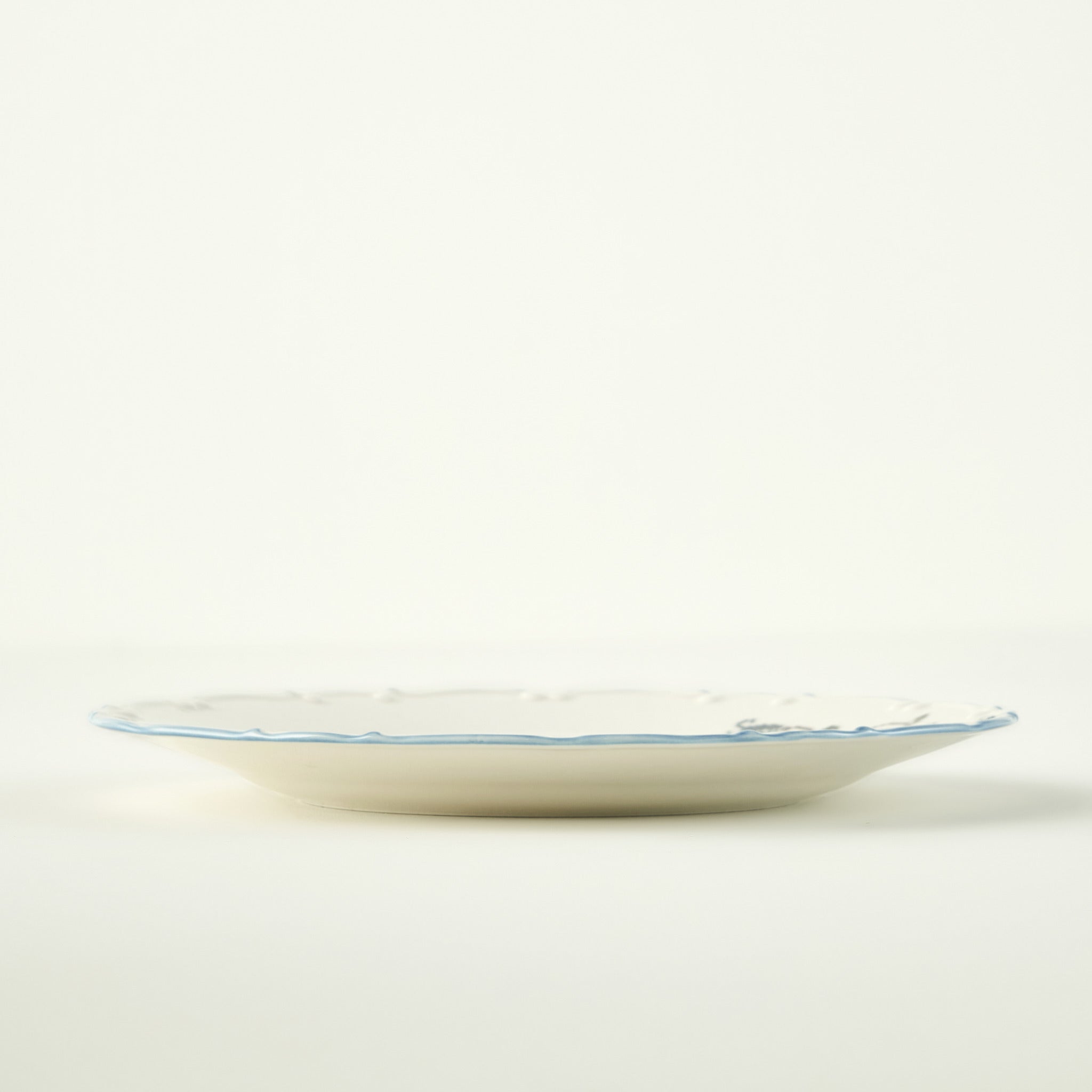 Vintage 24 Piece Porcelain Dinnerware Set