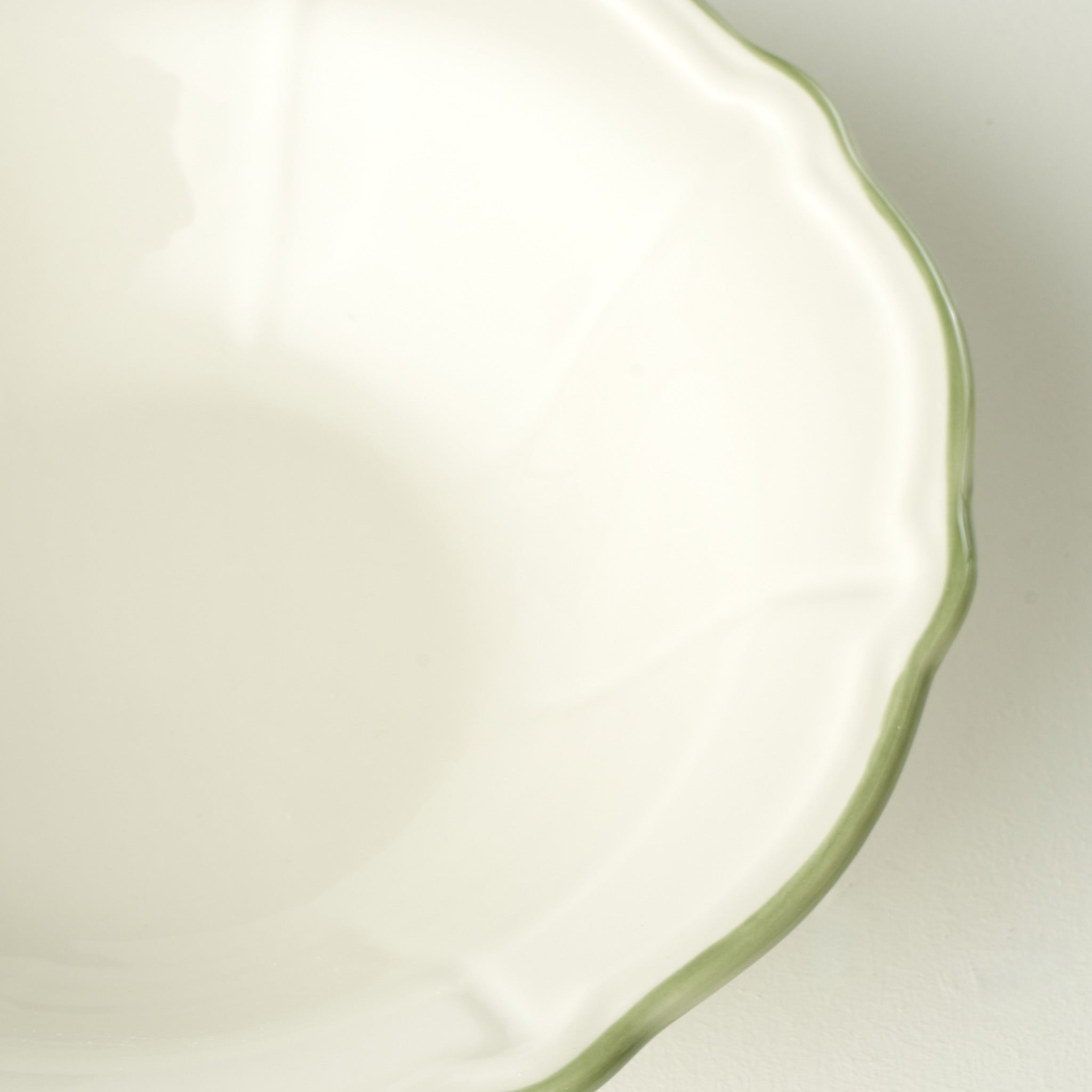 Julia Scalloped Stoneware Salad Bowl