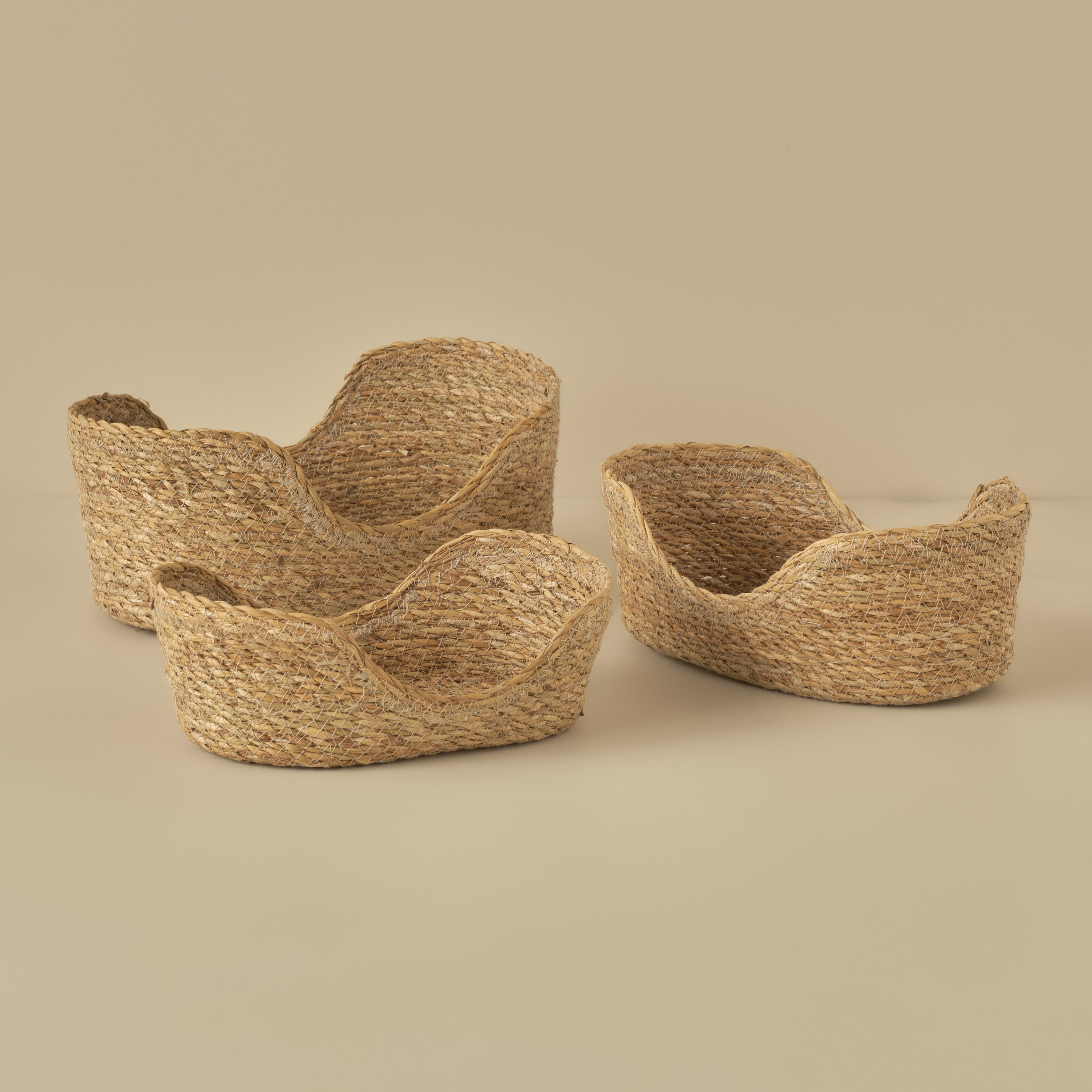 Berry Woven Natural Fiber Decorative Basket