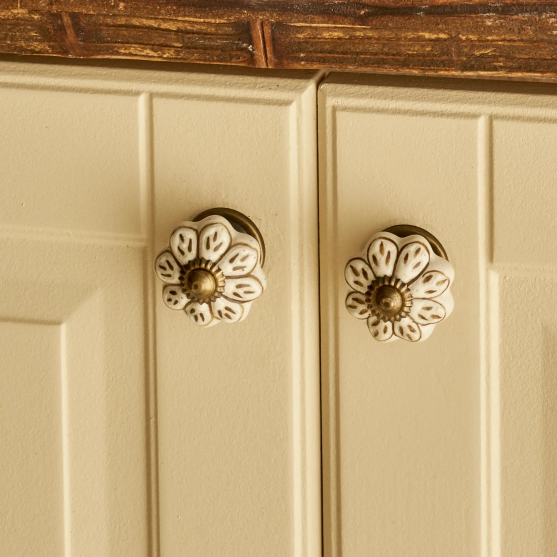 Dulcie Cabinet Knobs (Set of 2)