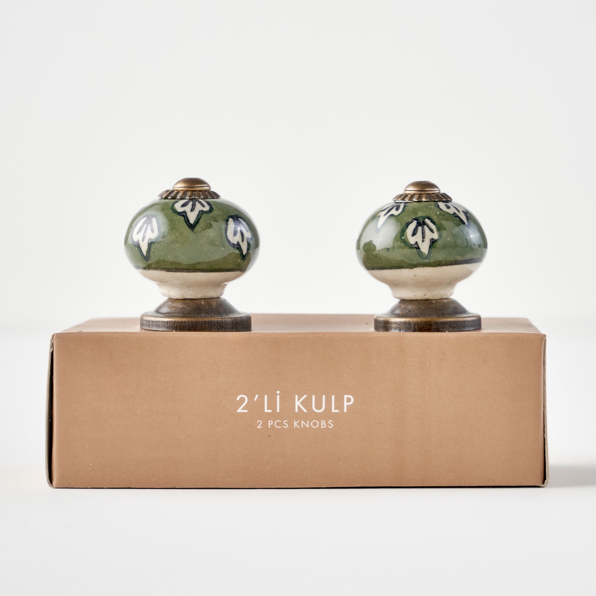 Vera Ceramic Cabinet Knobs (Set of 2)