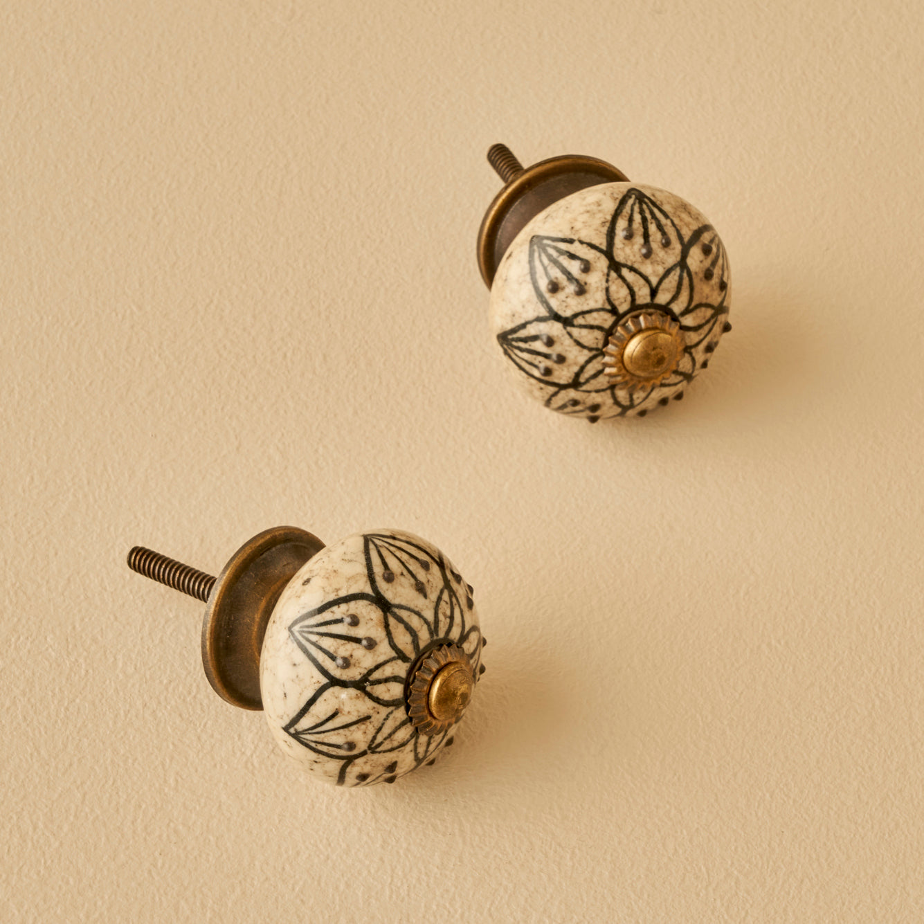 Leila Ceramic Floral Cabinet Knobs