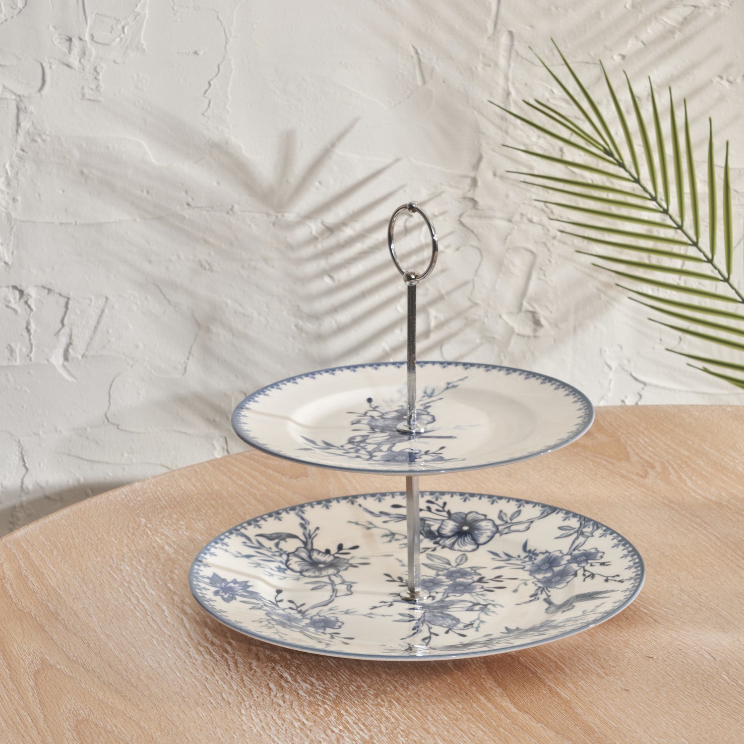 Bleu Blanc Porcelain 2-Tier Floral Print Serving Stand