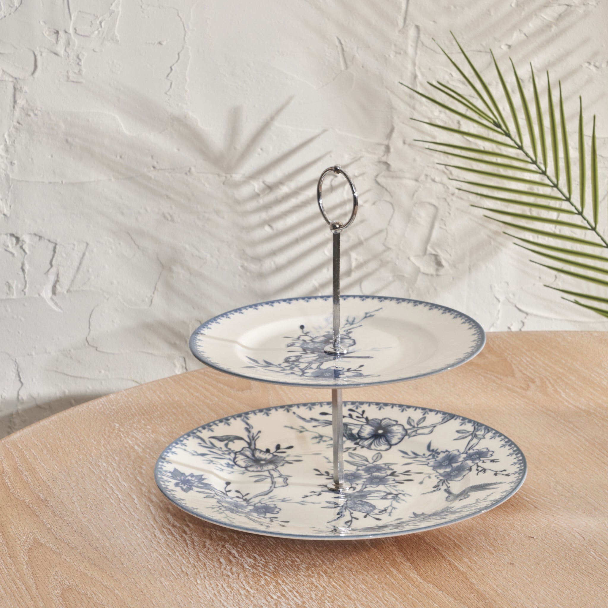 Bleu Blanc Porcelain 2-Tier Floral Print Serving Stand