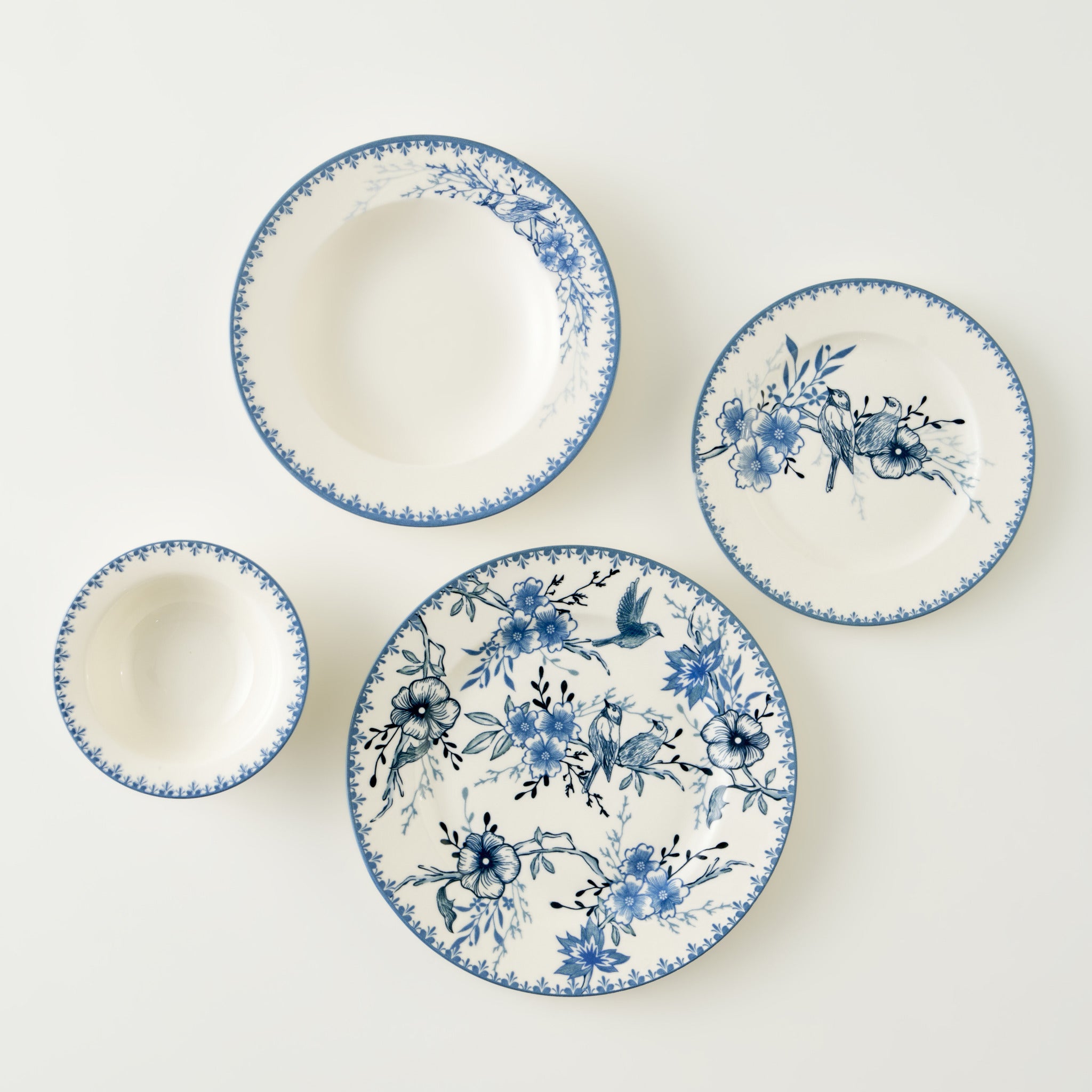 Bleu Blanc 24 Piece Porcelain Dinnerware Set