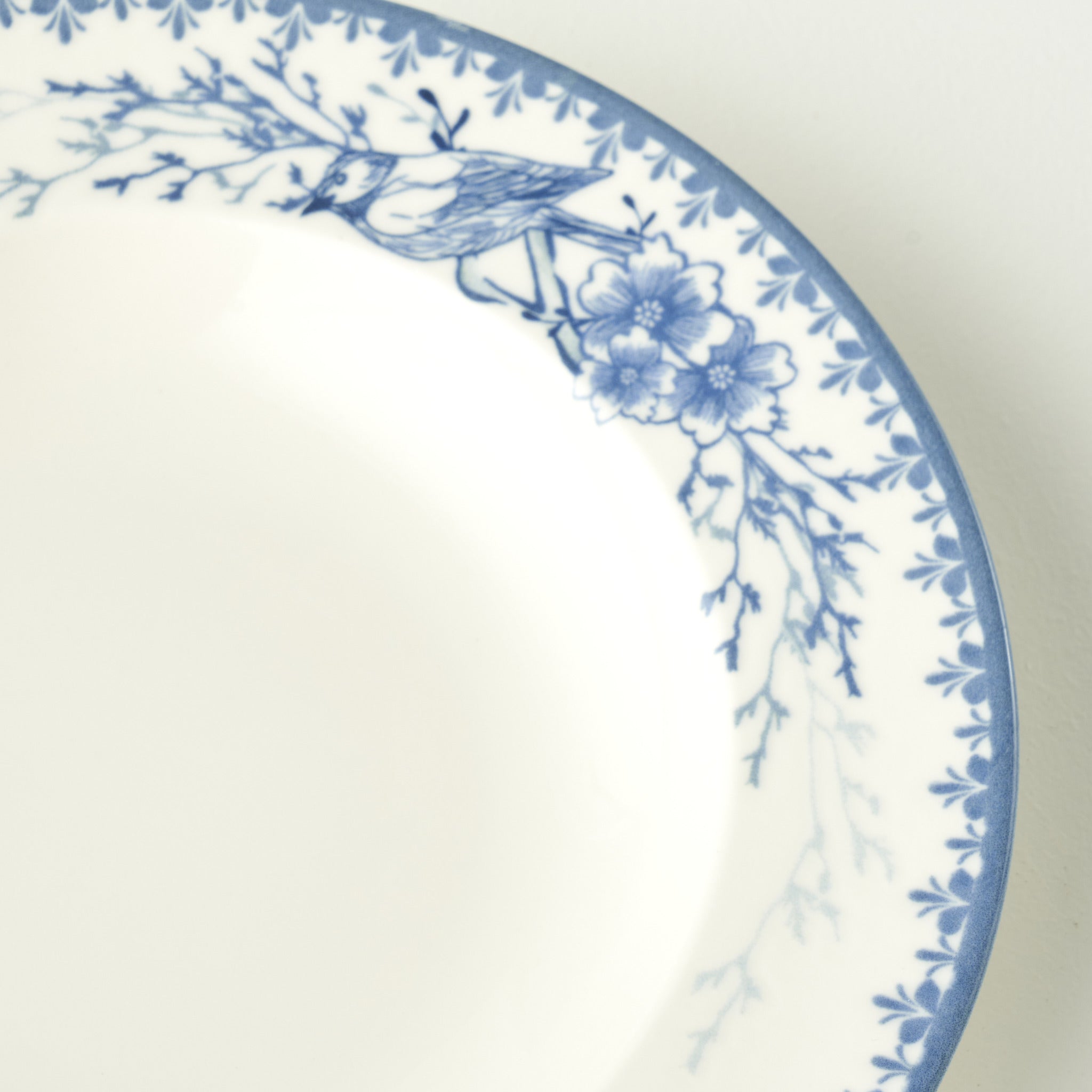 Bleu Blanc 24 Piece Porcelain Dinnerware Set