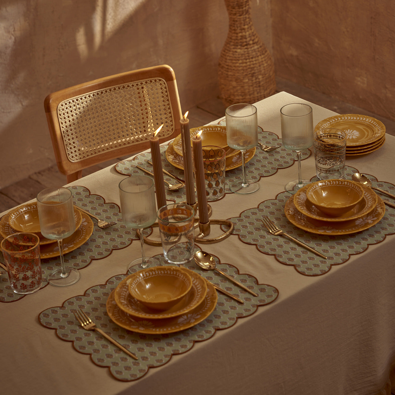 Indian Scalloped Cotton Placemat