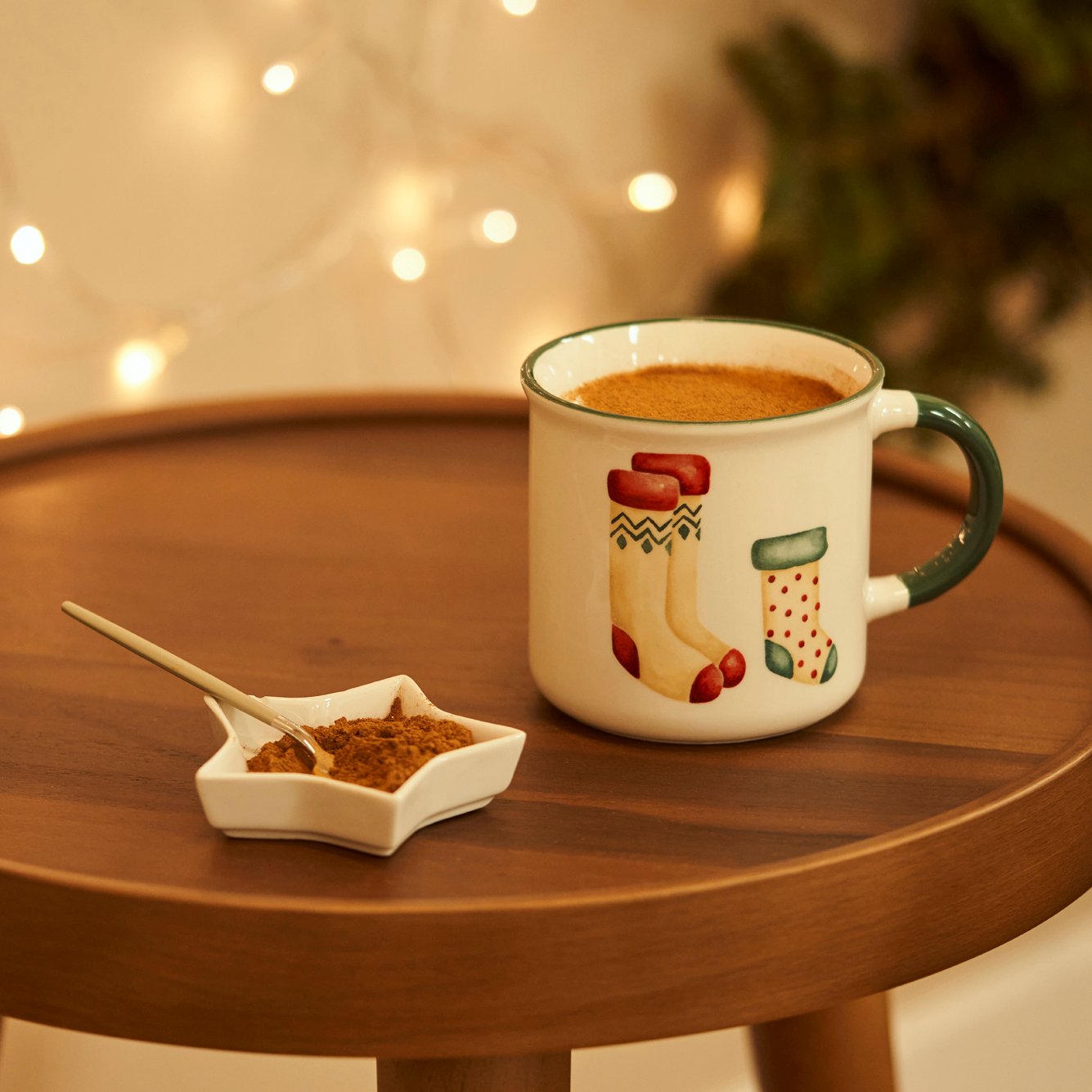 Sardinia Festive Porcelain Mug and Snack Set