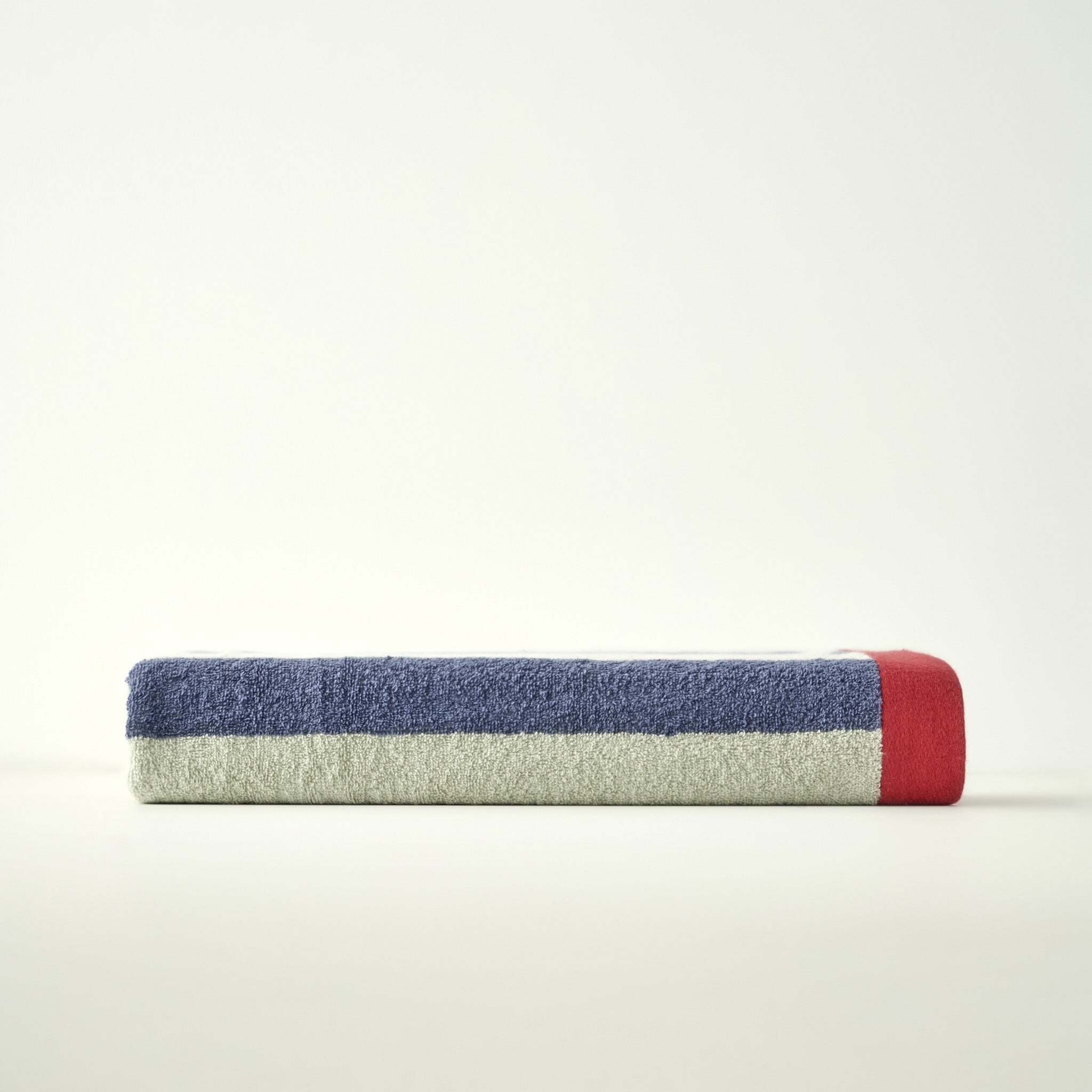 Line Cotton Bath Towel