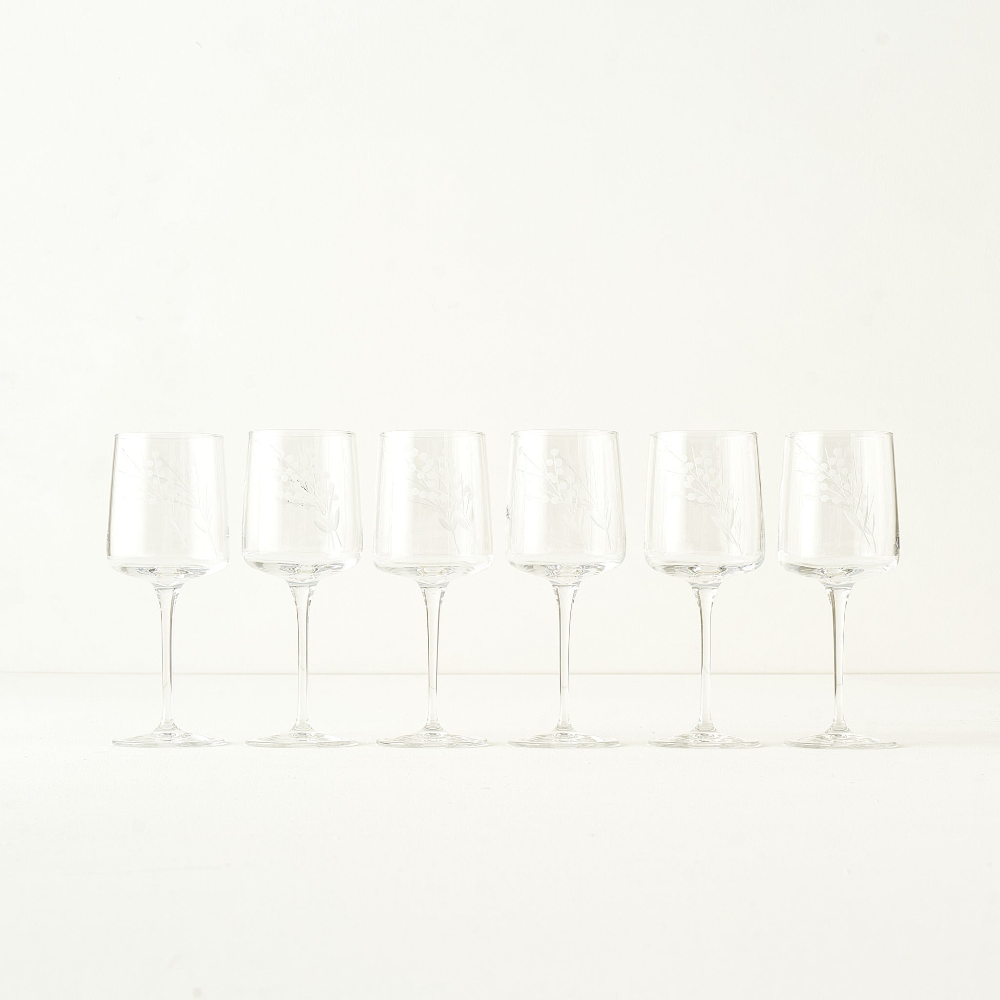 Exclusive Etched Floral Wine Glass (Set of 6)