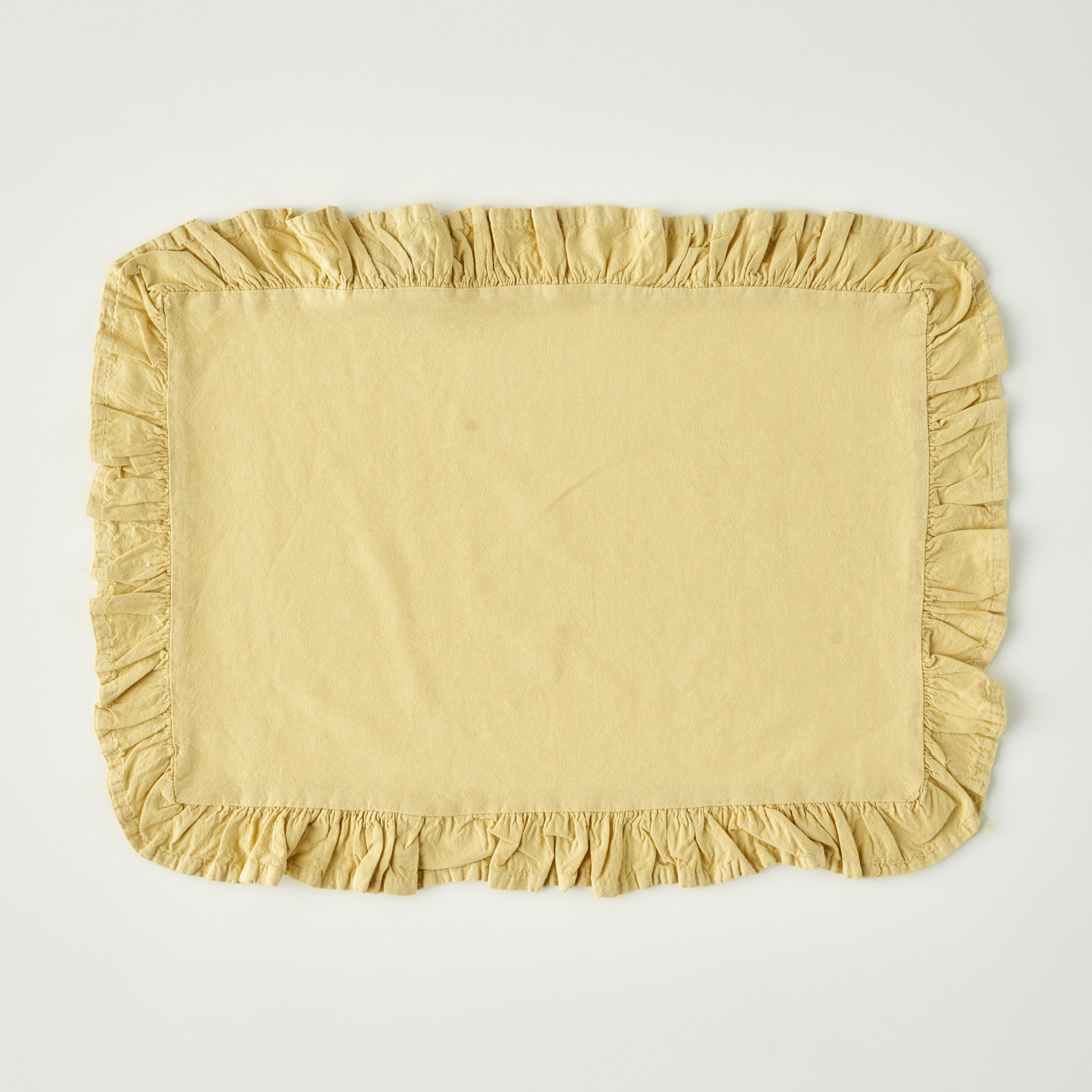 Elegance Cotton Ruffled Edge Placemat