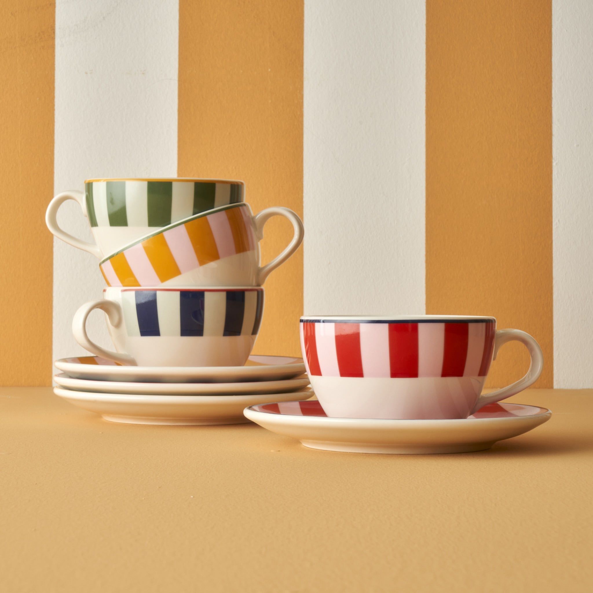 Line Porcelain Tea Cup Set (2 Pieces)