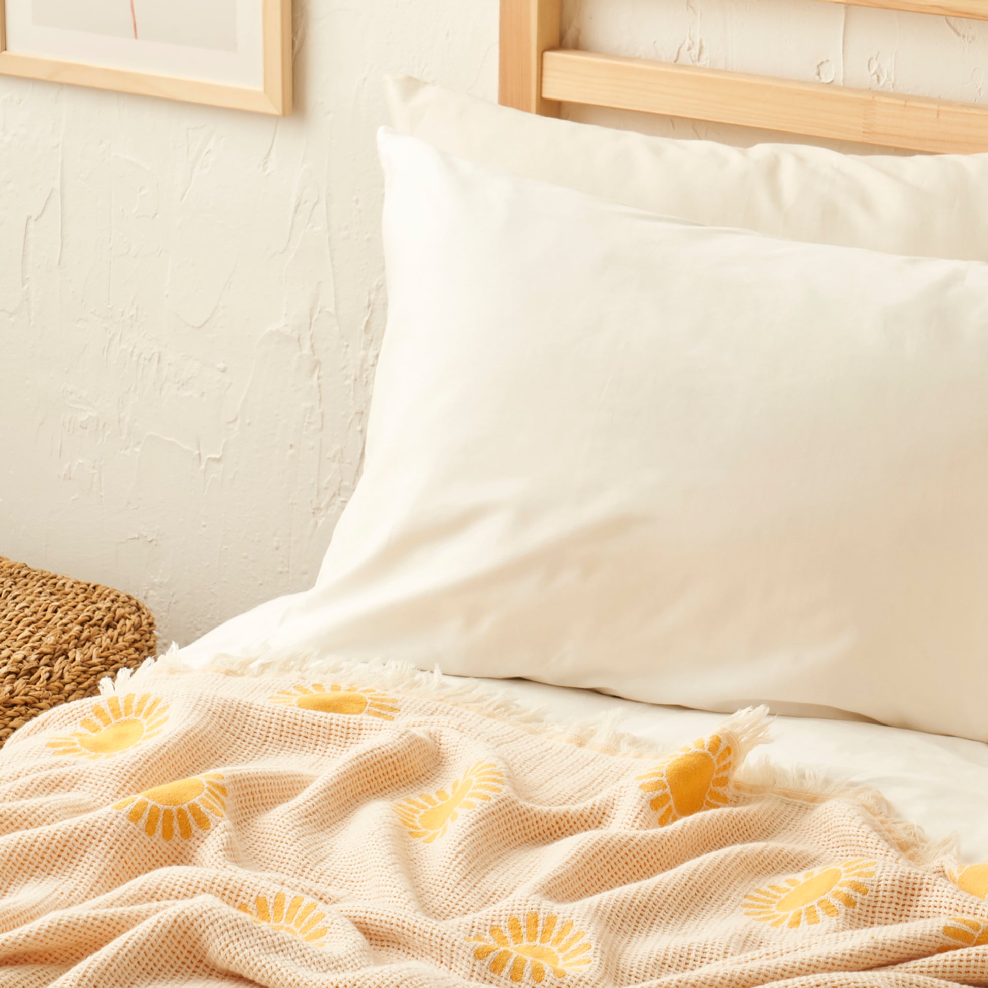 Sunny Coverlet detail view