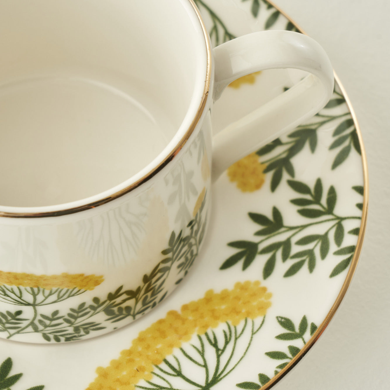 Lily Botanical Motif Porcelain Tea Cup (Set of 2)