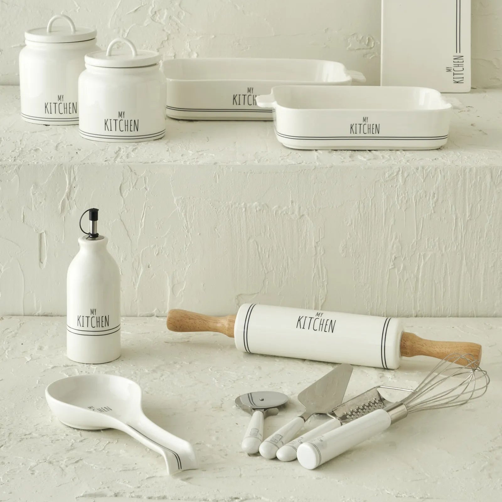 My Kitchen Cake Server with Porcelain Handle