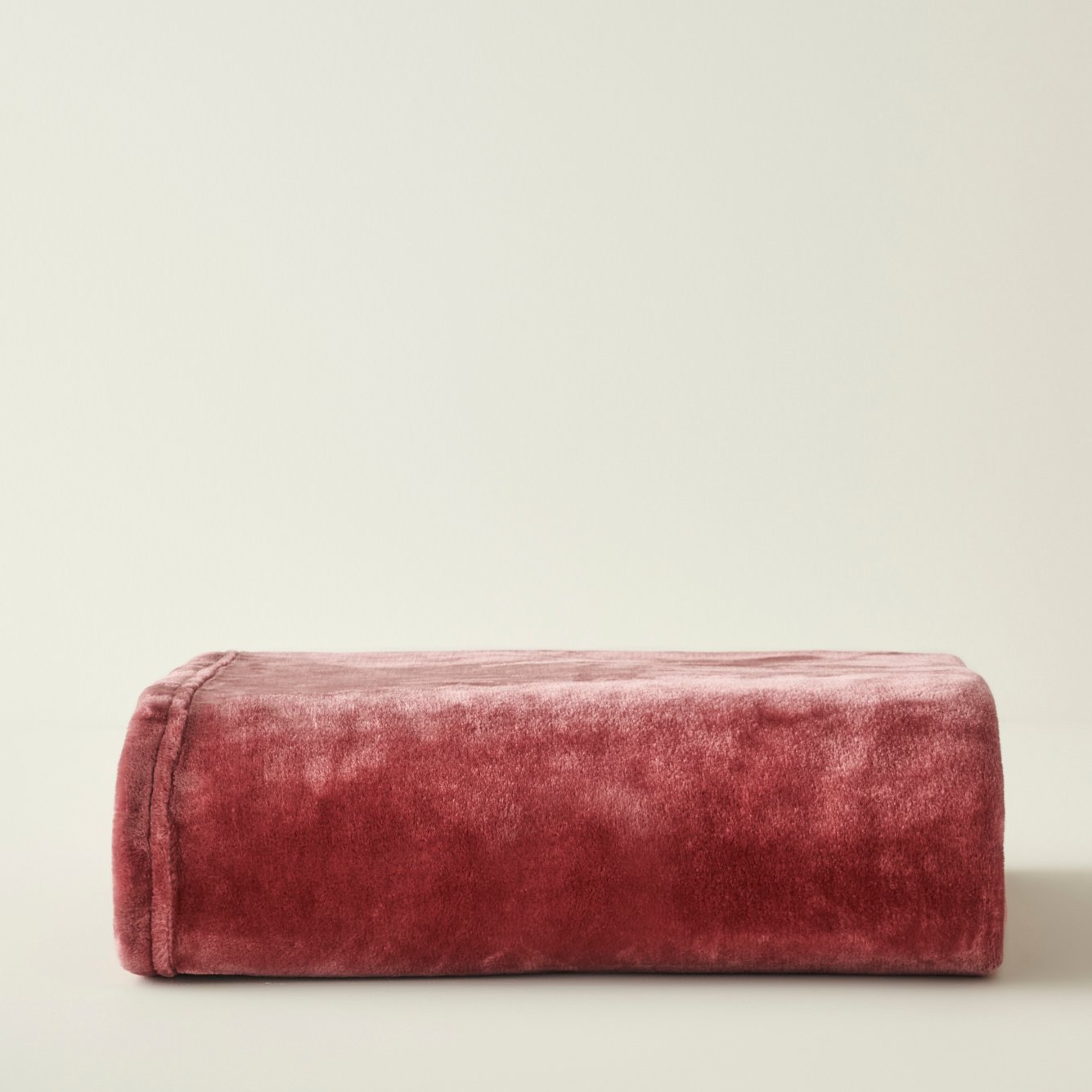 Shelly Wellsoft Plush Throw Blanket