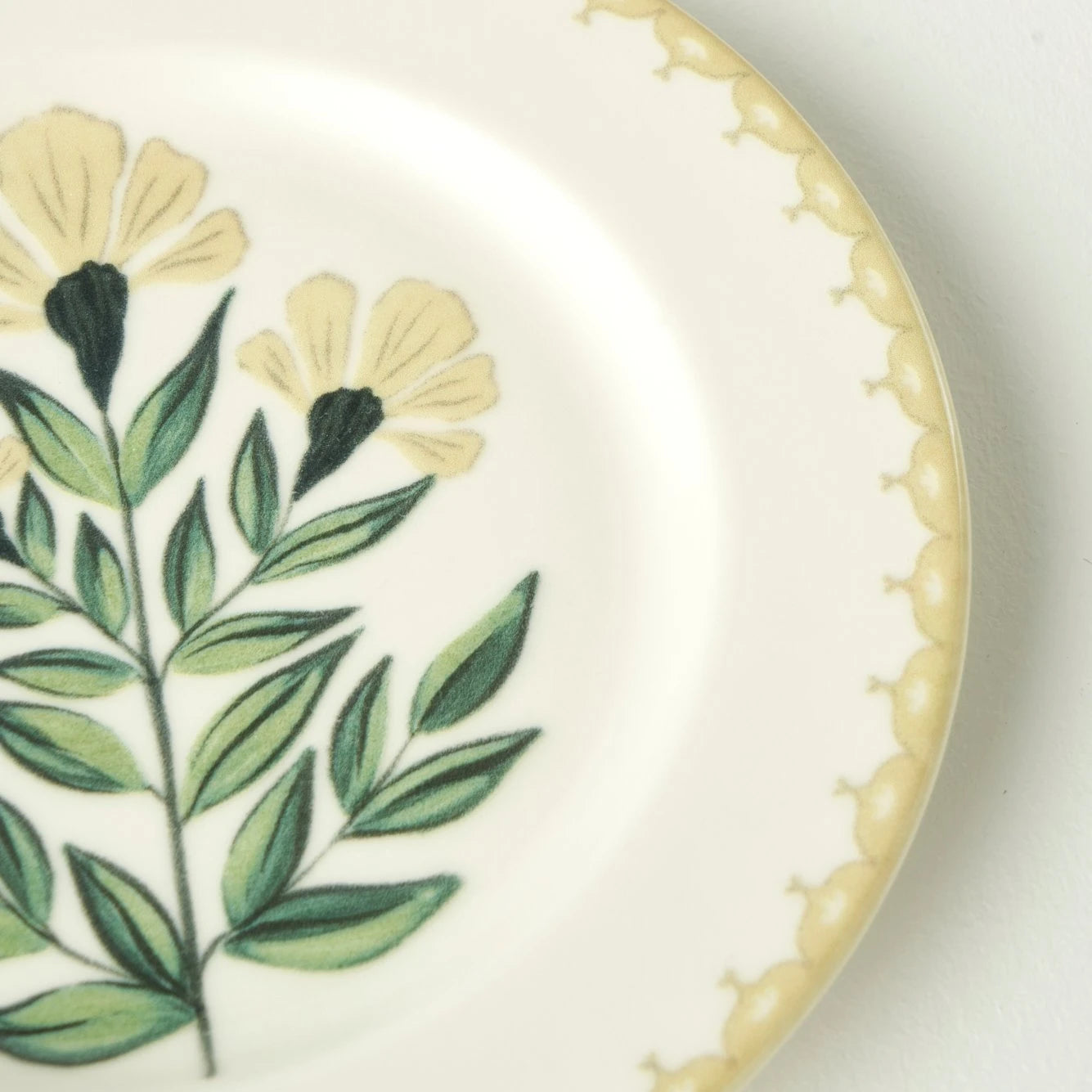 Lena Floral Motif Porcelain Breakfast Set (10 Pieces)