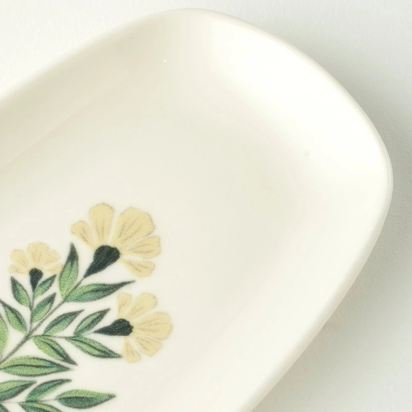 Lena Floral Motif Porcelain Breakfast Set (10 Pieces)