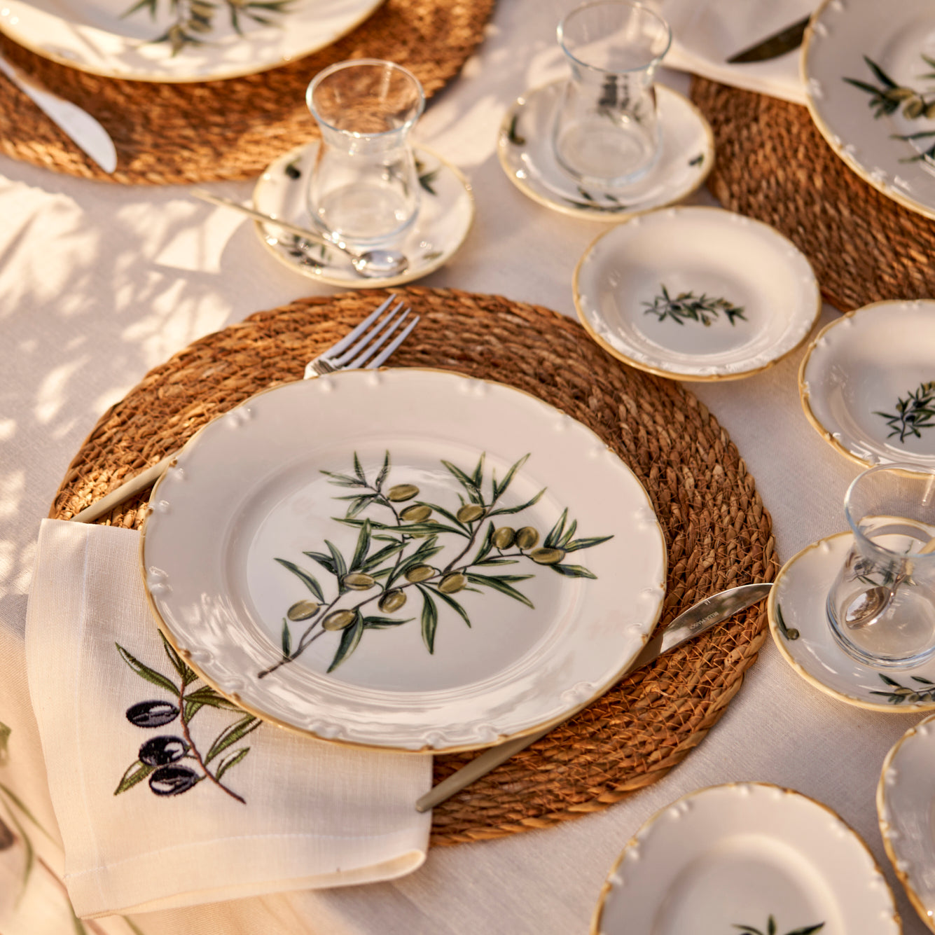 Olive Dinner Plate