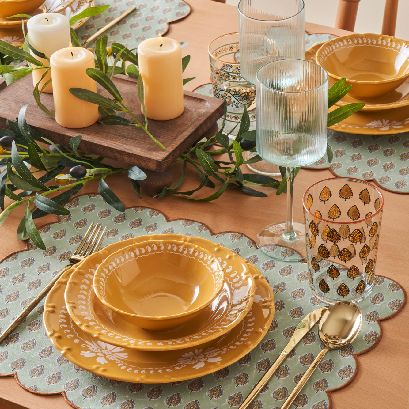 Indian 12 Piece Porcelain Mustard Dinnerware Set