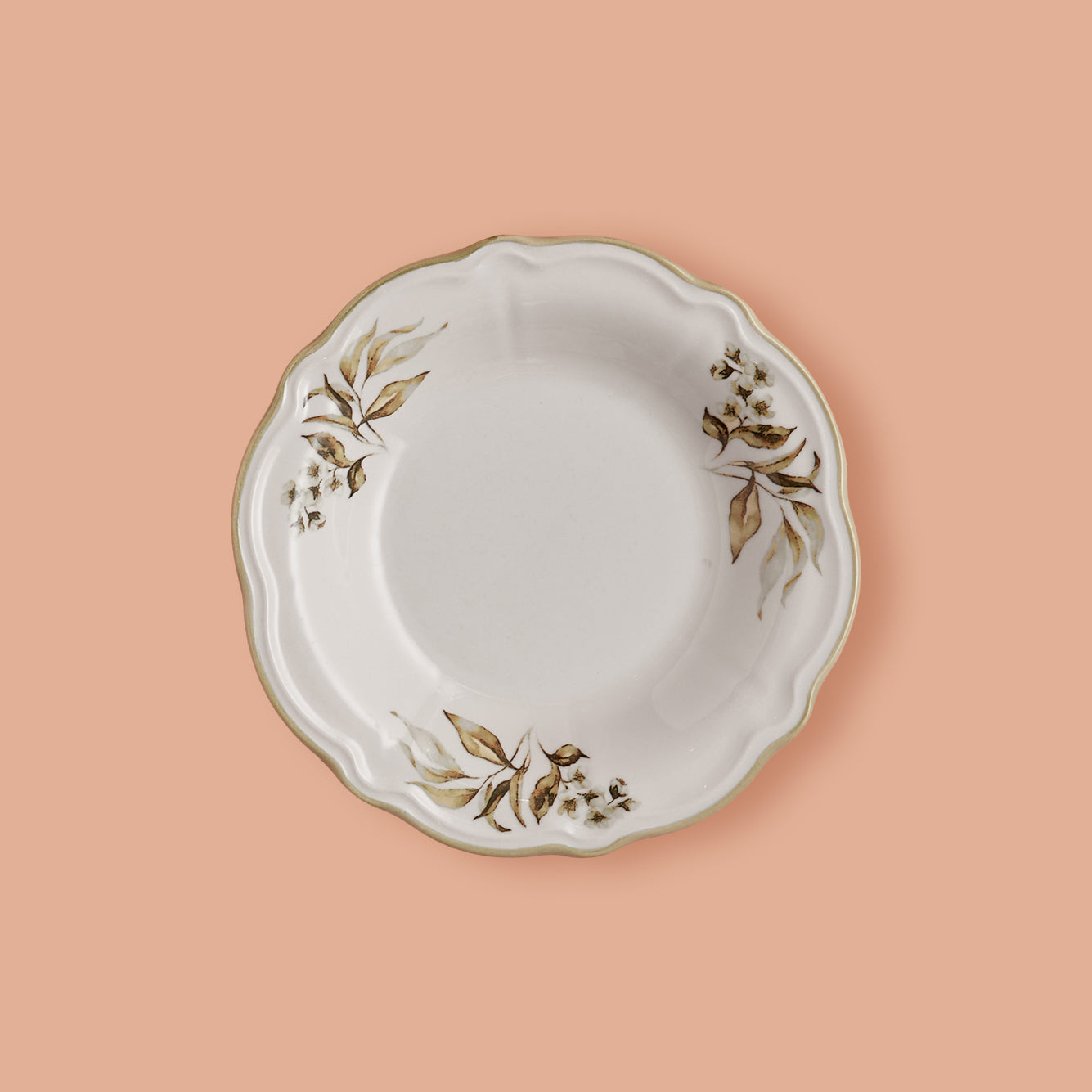 Julia 24 Piece Porcelain Dinnerware Set