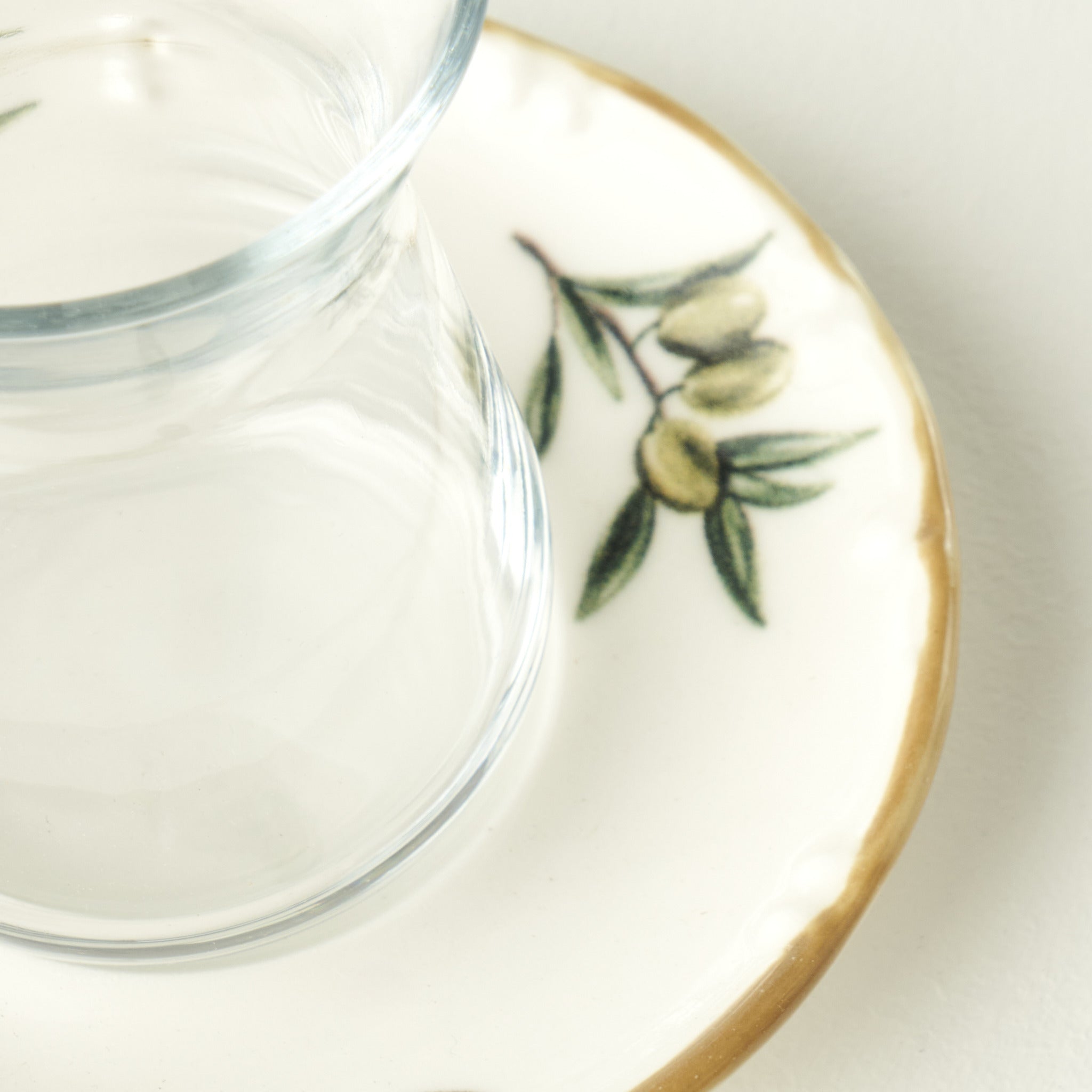 Olive Tea Glass Set with Saucers (6-Piece)