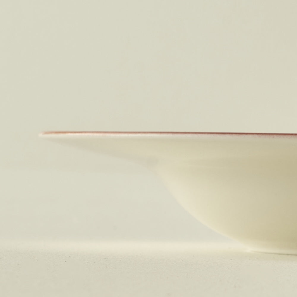 Rose Deep Plate texture detail