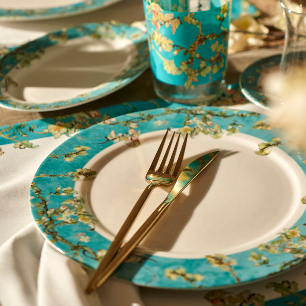 Van Gogh Almond Blossom Serving Plate detail view