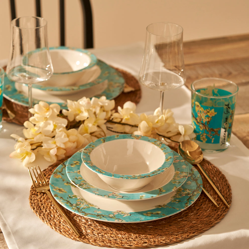 Van Gogh Almond Blossom Soup Plate detail view