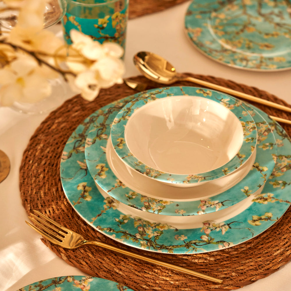 Van Gogh Almond Blossom Soup Plate detail view