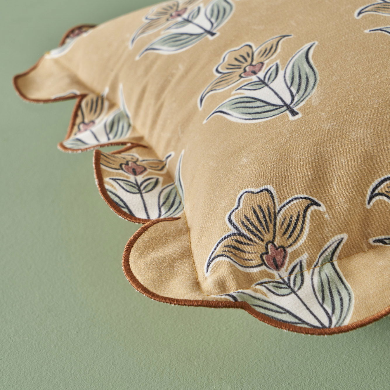 Indian Scallop Cushion Cover