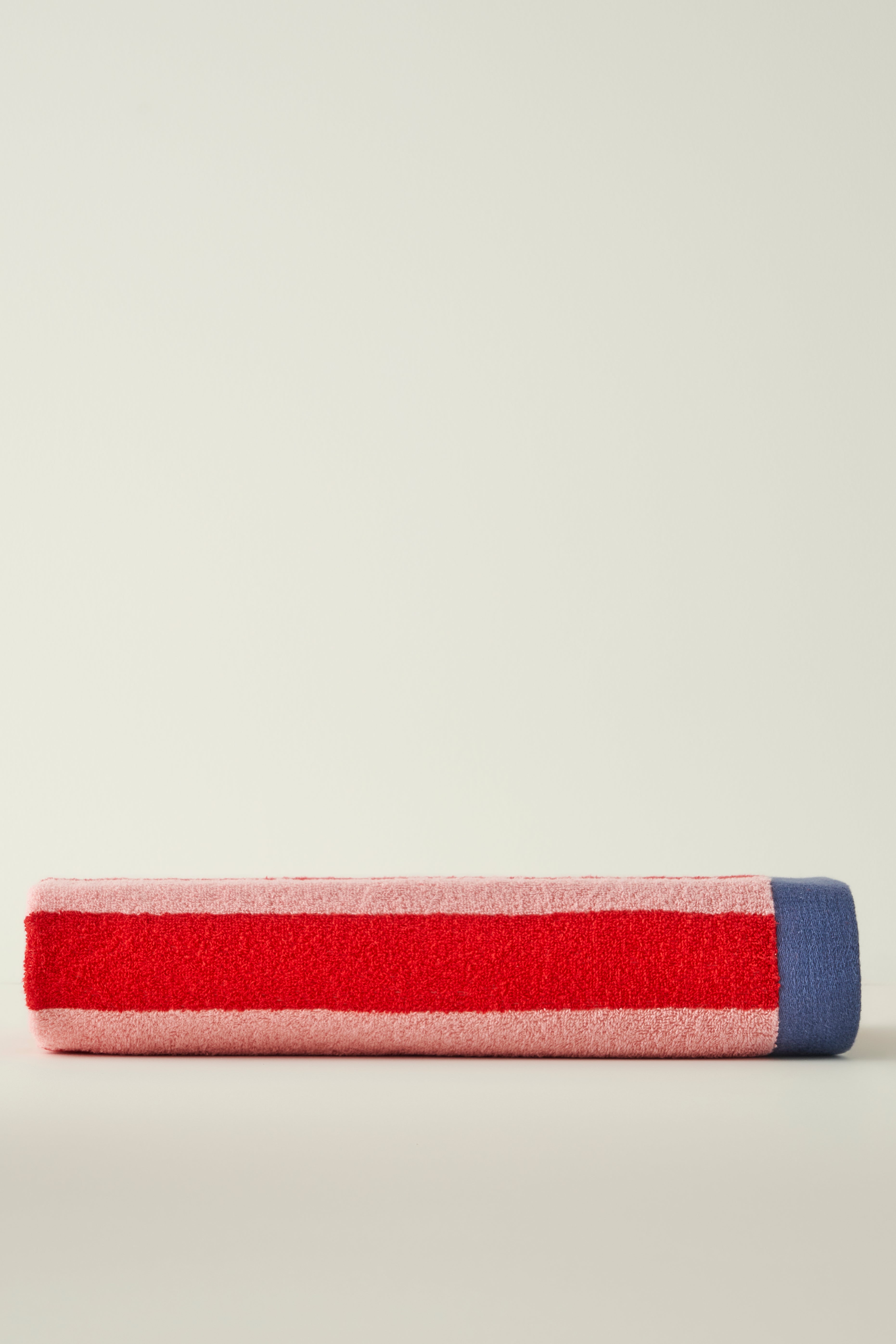 Line Cotton Bath Towel
