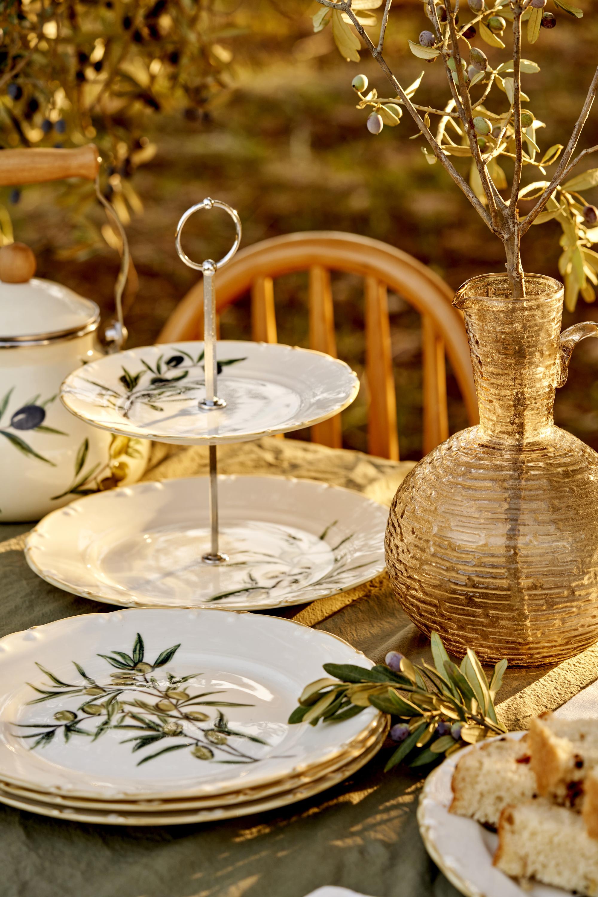 Olive Porcelain 2-Tier Serving Stand