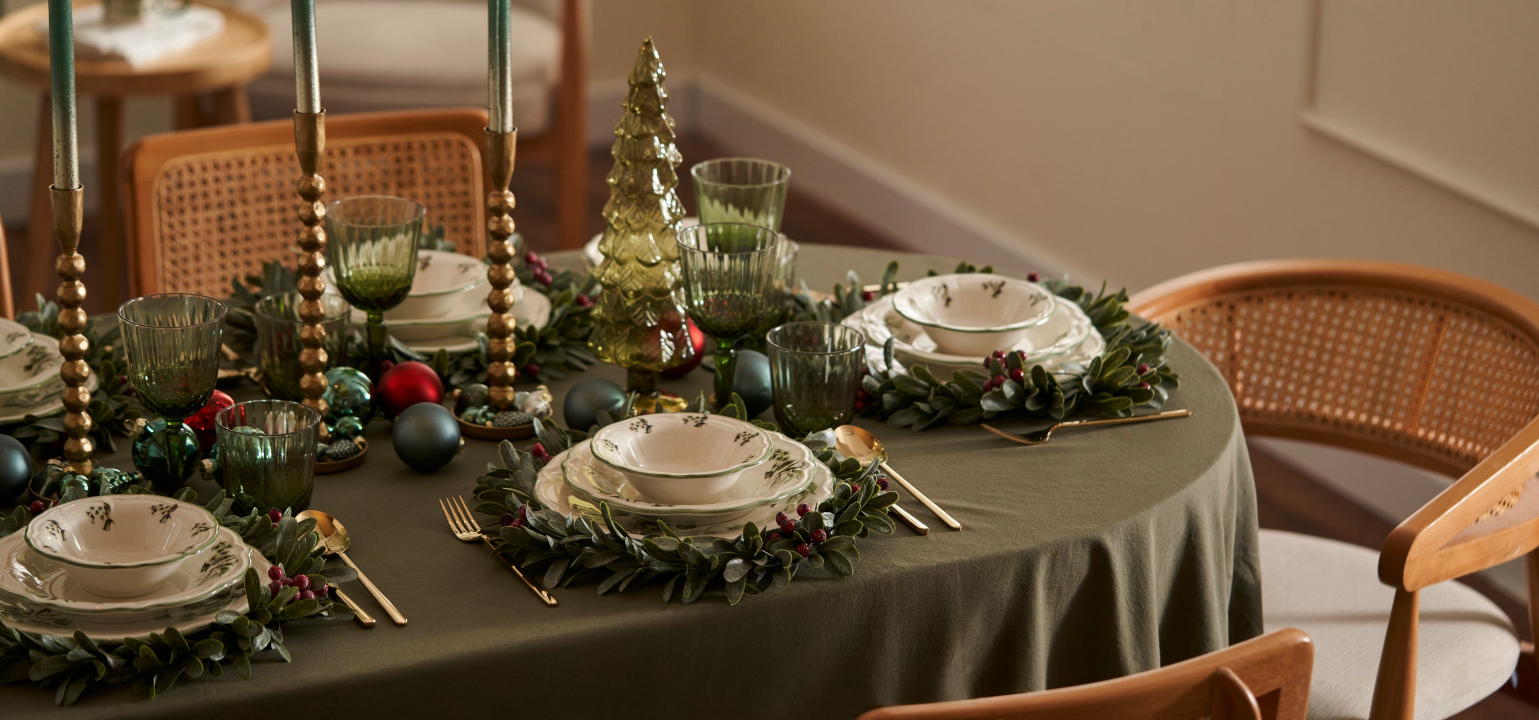 Timeless Holiday Warmth