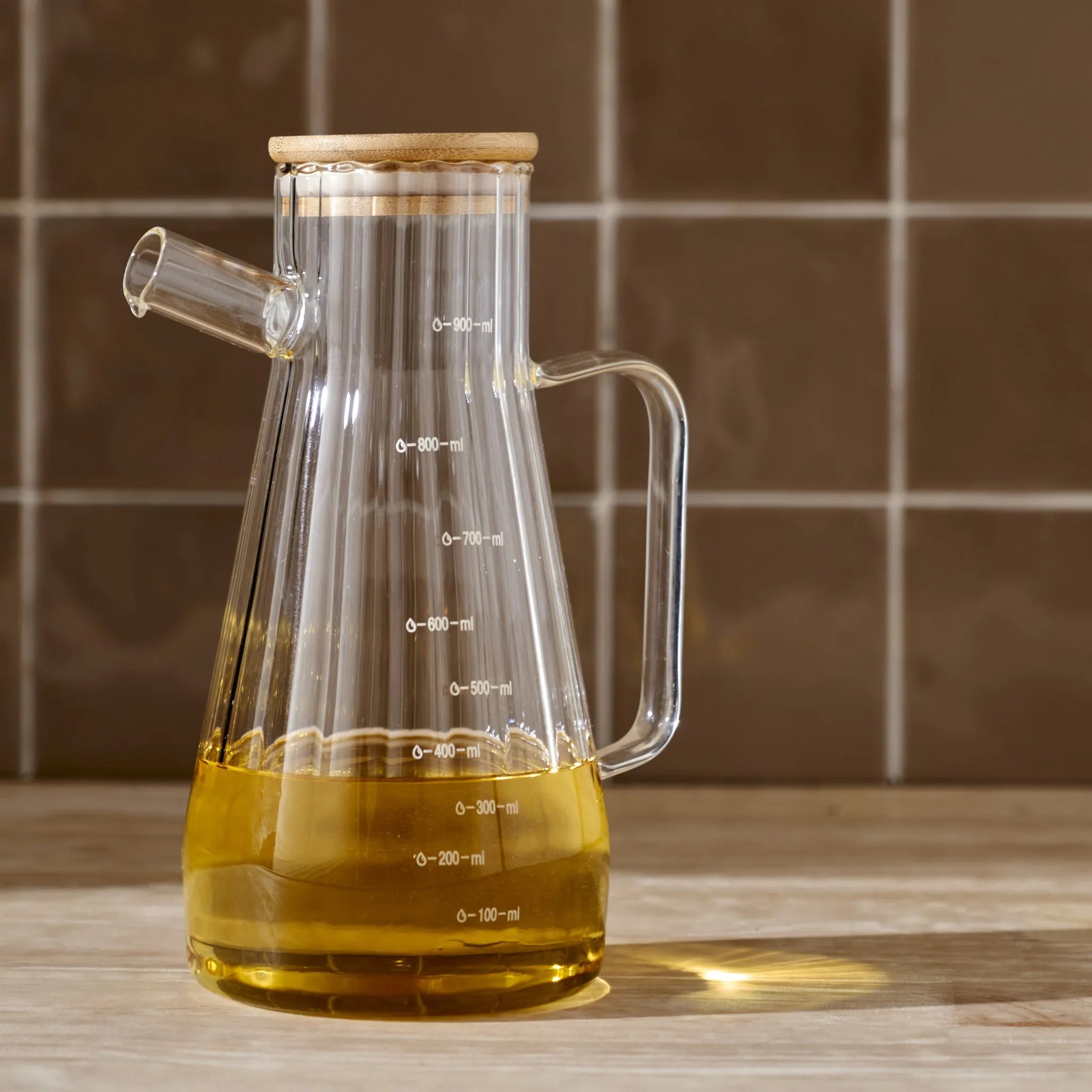 Alice Oil Cruet with Bamboo Lid design detail