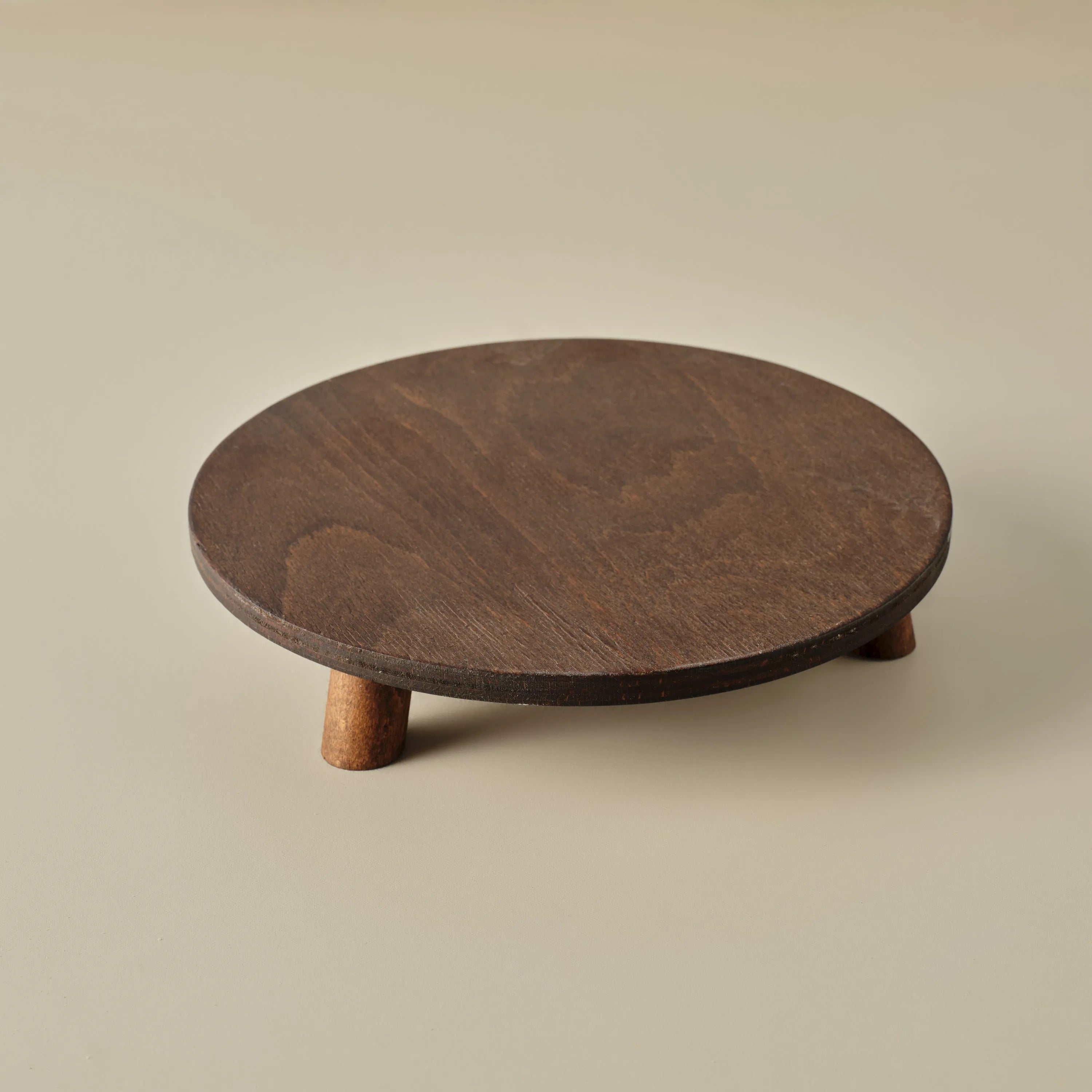 Aris Round Wooden Cake Stand side view