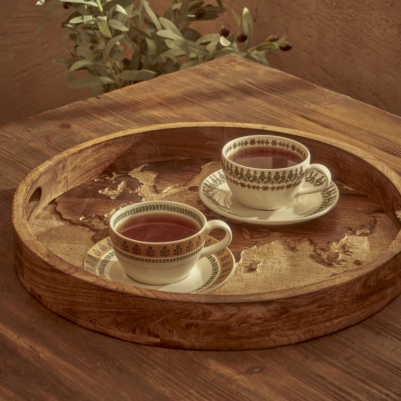 Tina Mango Wood World Map Decorative Tray