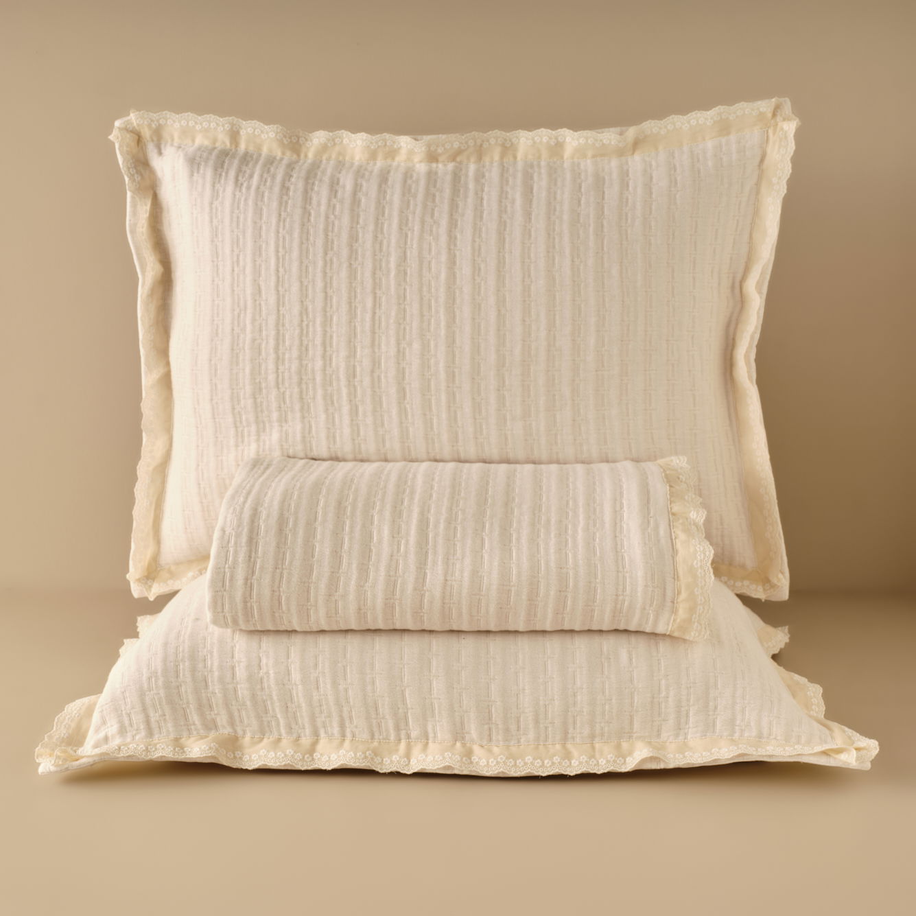 Vintage Coverlet with Shams